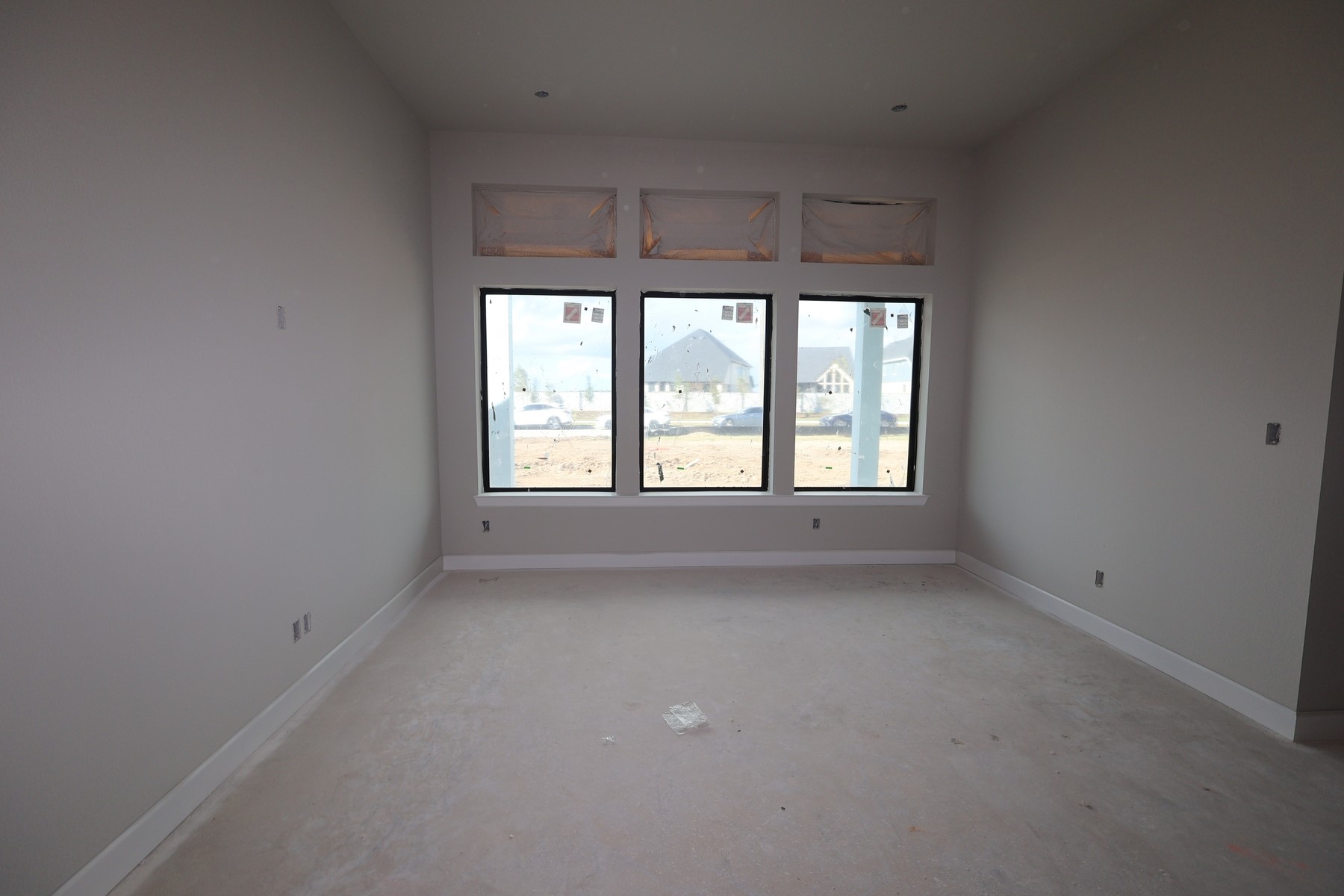 7739 Blue Heron Drive Property Photo 8