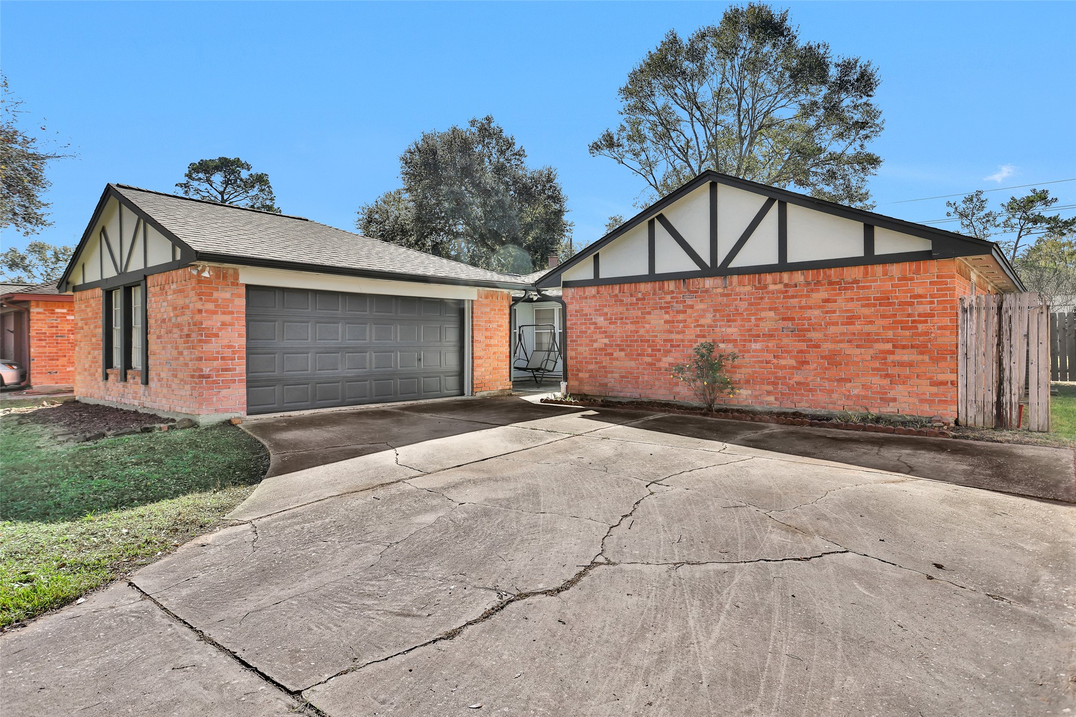 22527 Millgate Drive Property Photo