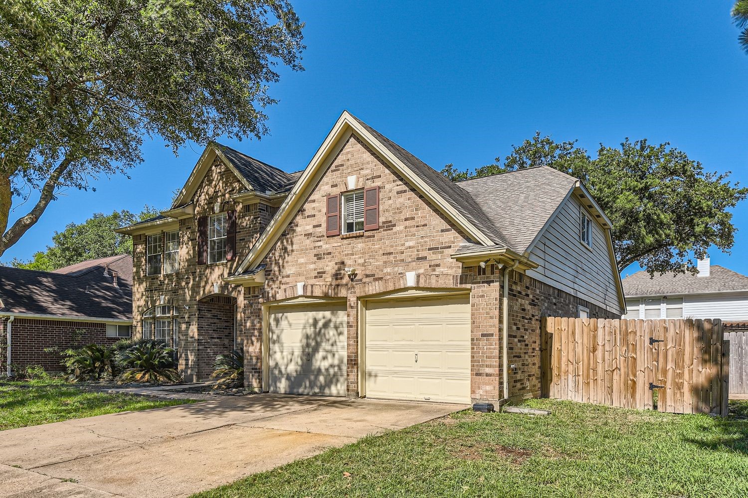 3619 Landon Park Drive Property Photo 2