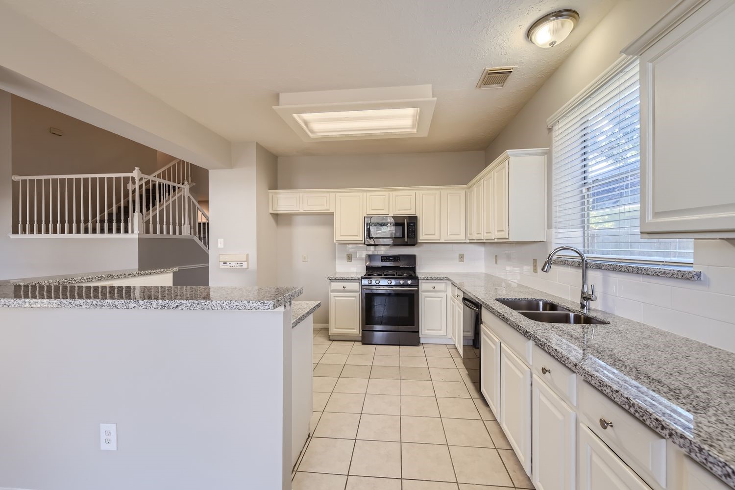 3619 Landon Park Drive Property Photo 7