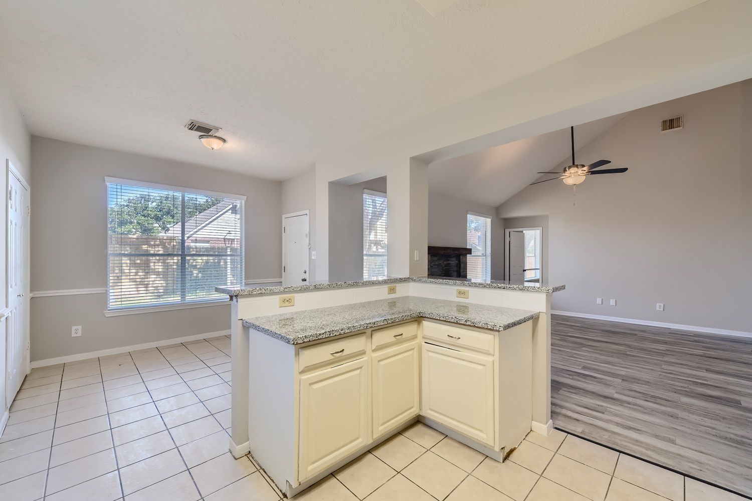 3619 Landon Park Drive Property Photo 8