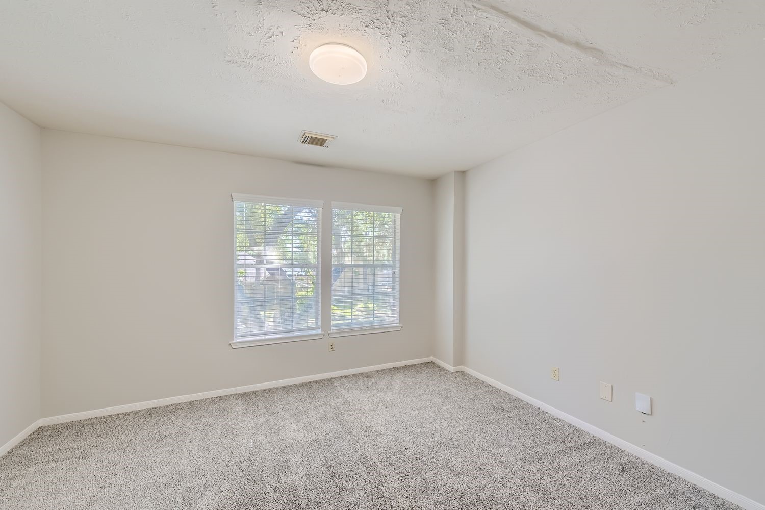 3619 Landon Park Drive Property Photo 15