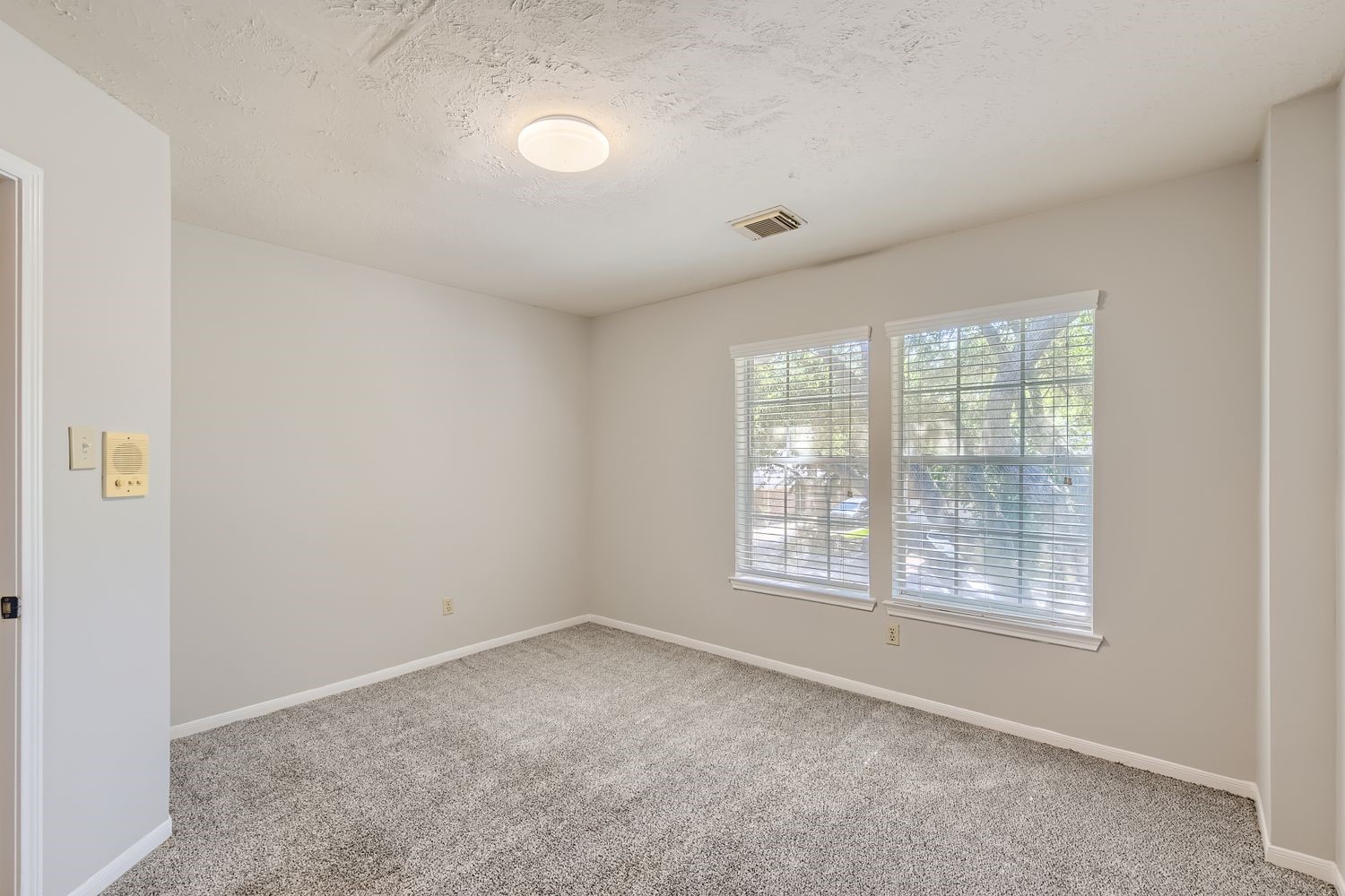 3619 Landon Park Drive Property Photo 16