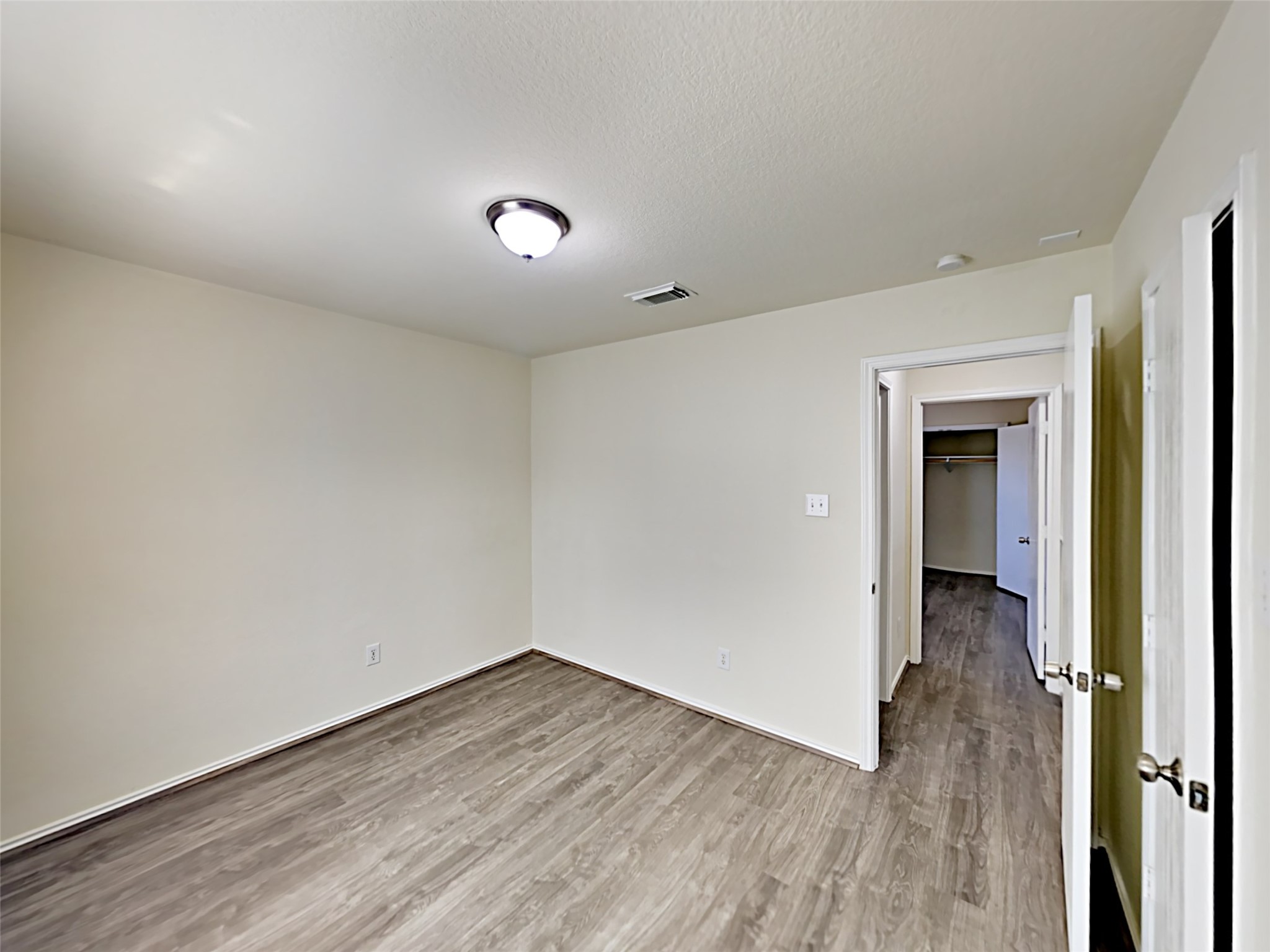 12402 Grossmount Drive Property Photo 13