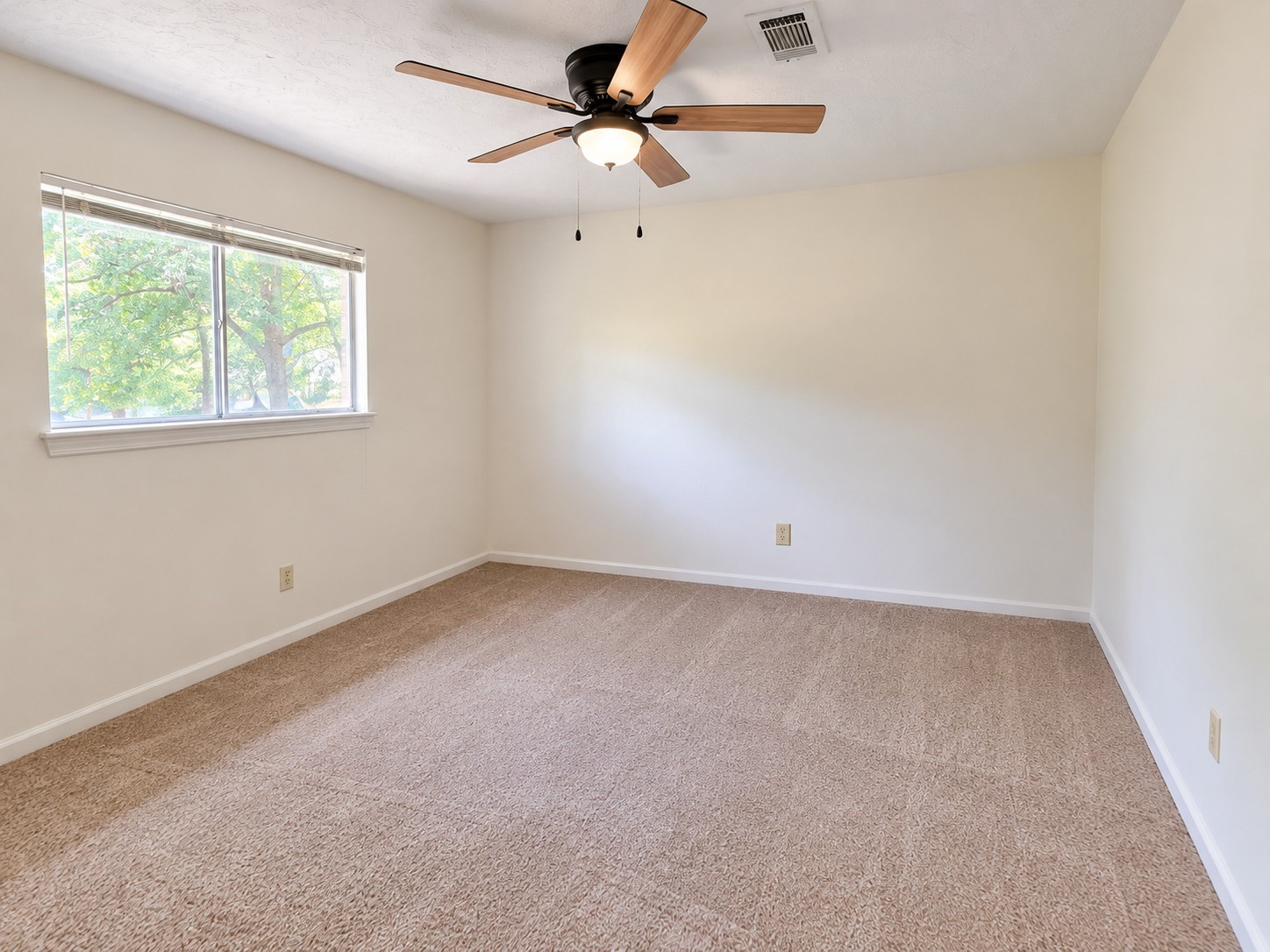 449 Stephen F Austin Drive Property Photo 16