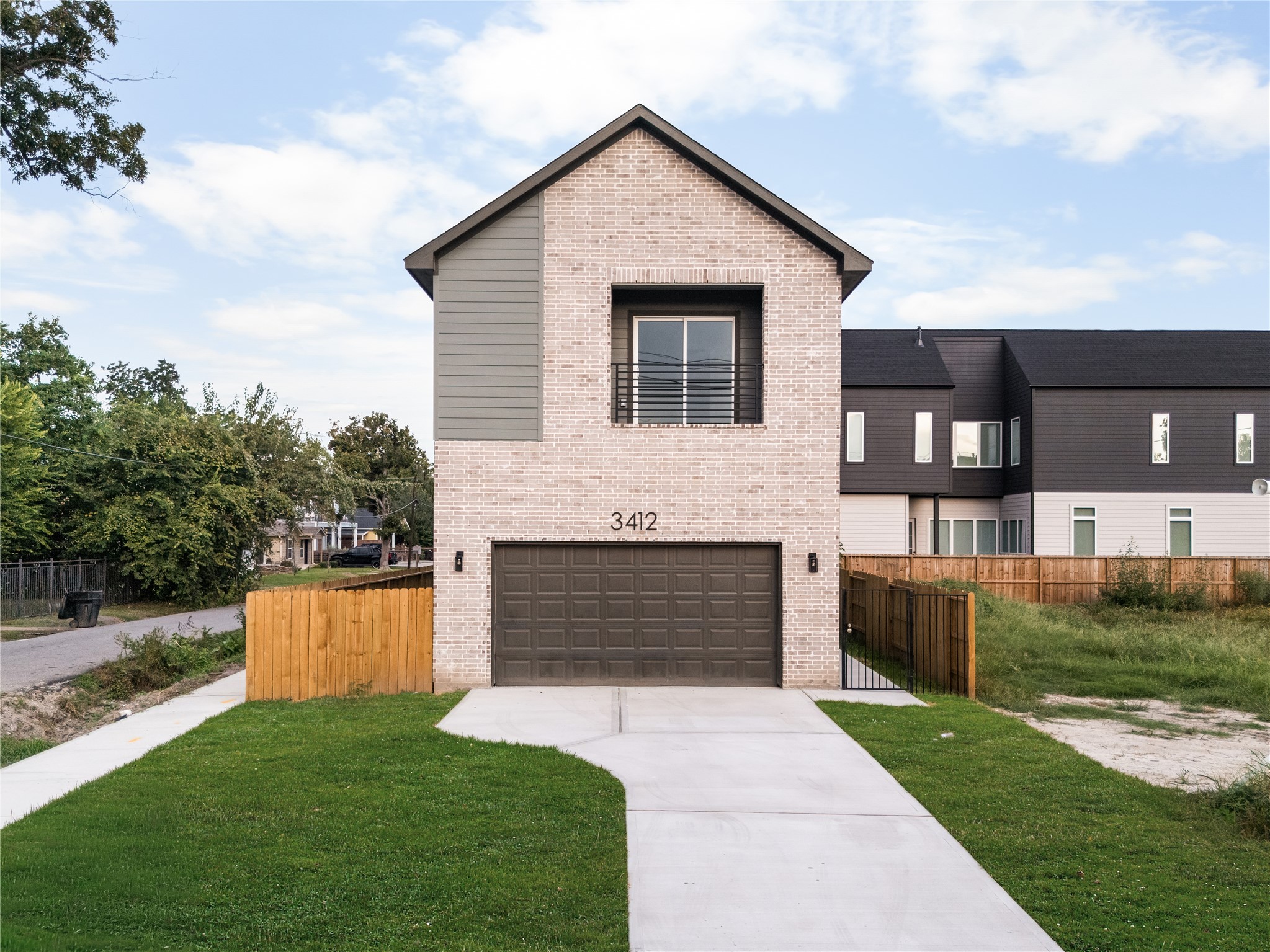 3412 Cortlandt Street Property Photo 1