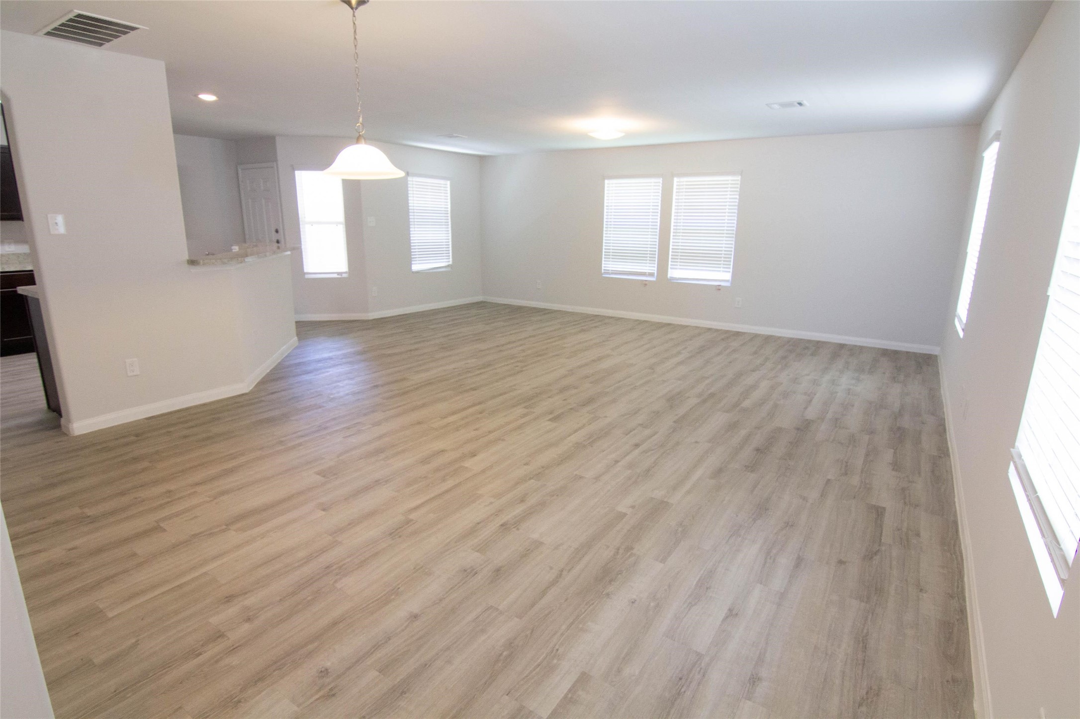 15106 Lucky Star Drive Property Photo 3