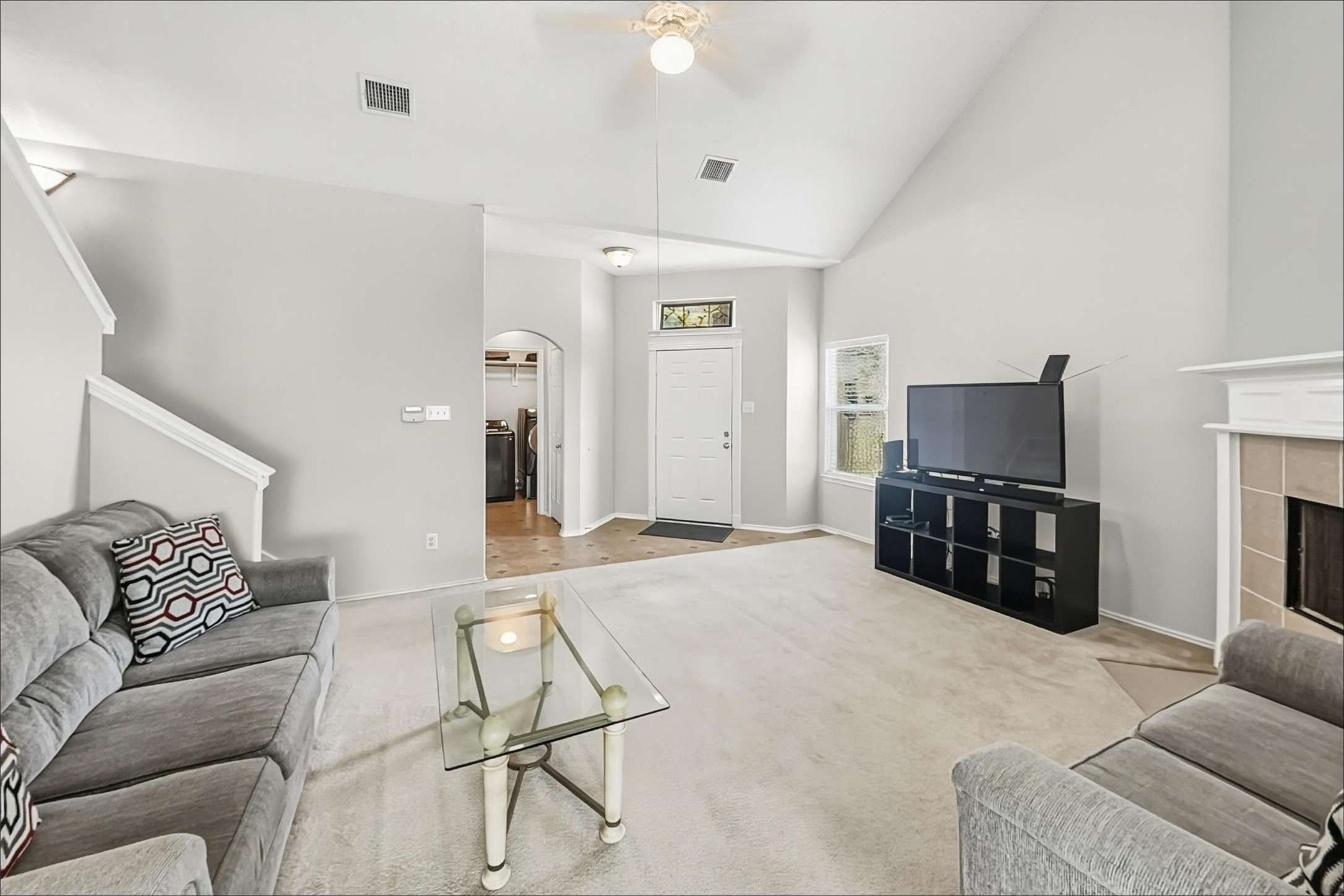 823 Windlass Way Property Photo 2