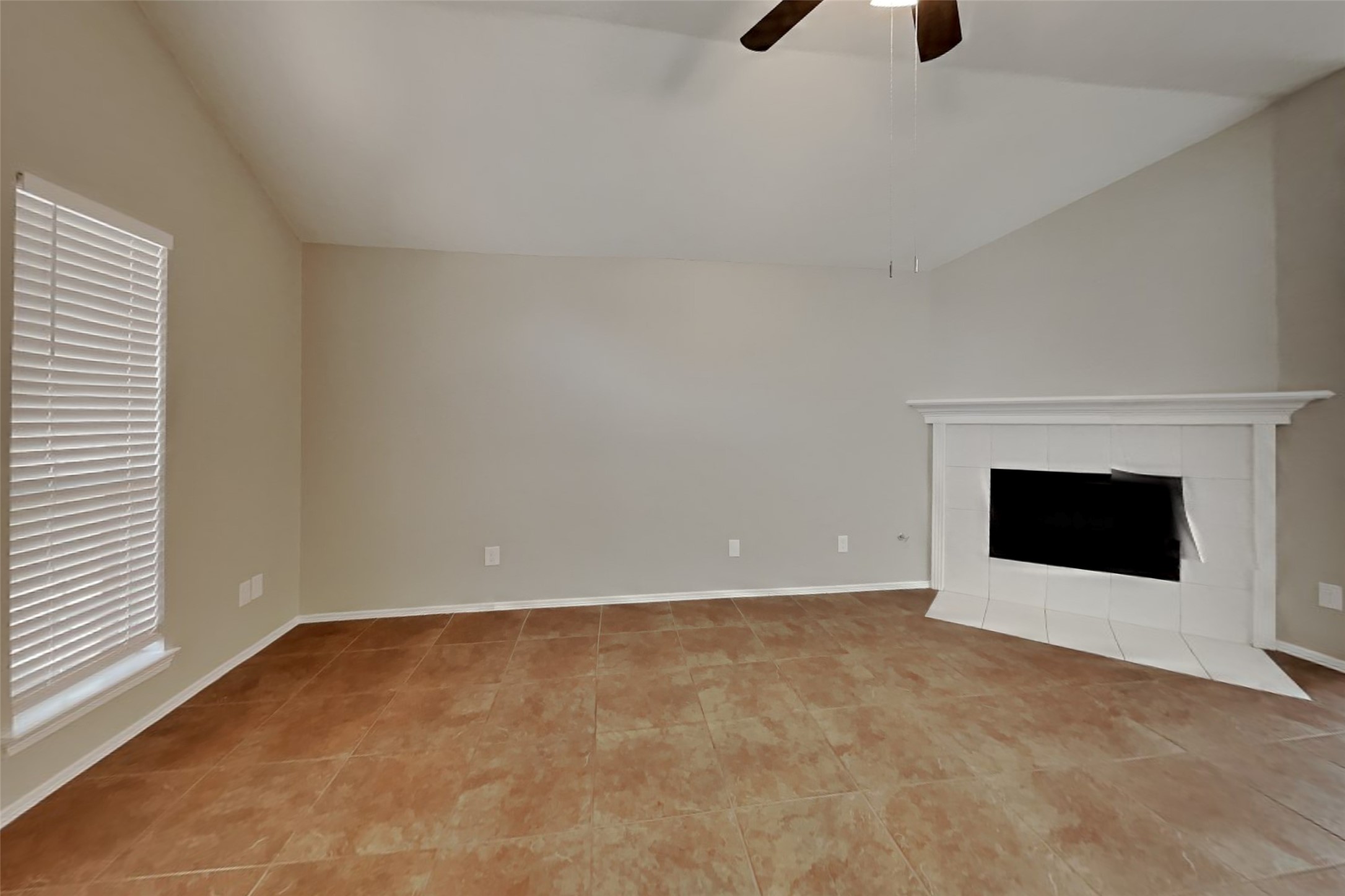 21027 Terrace View Drive Property Photo 4