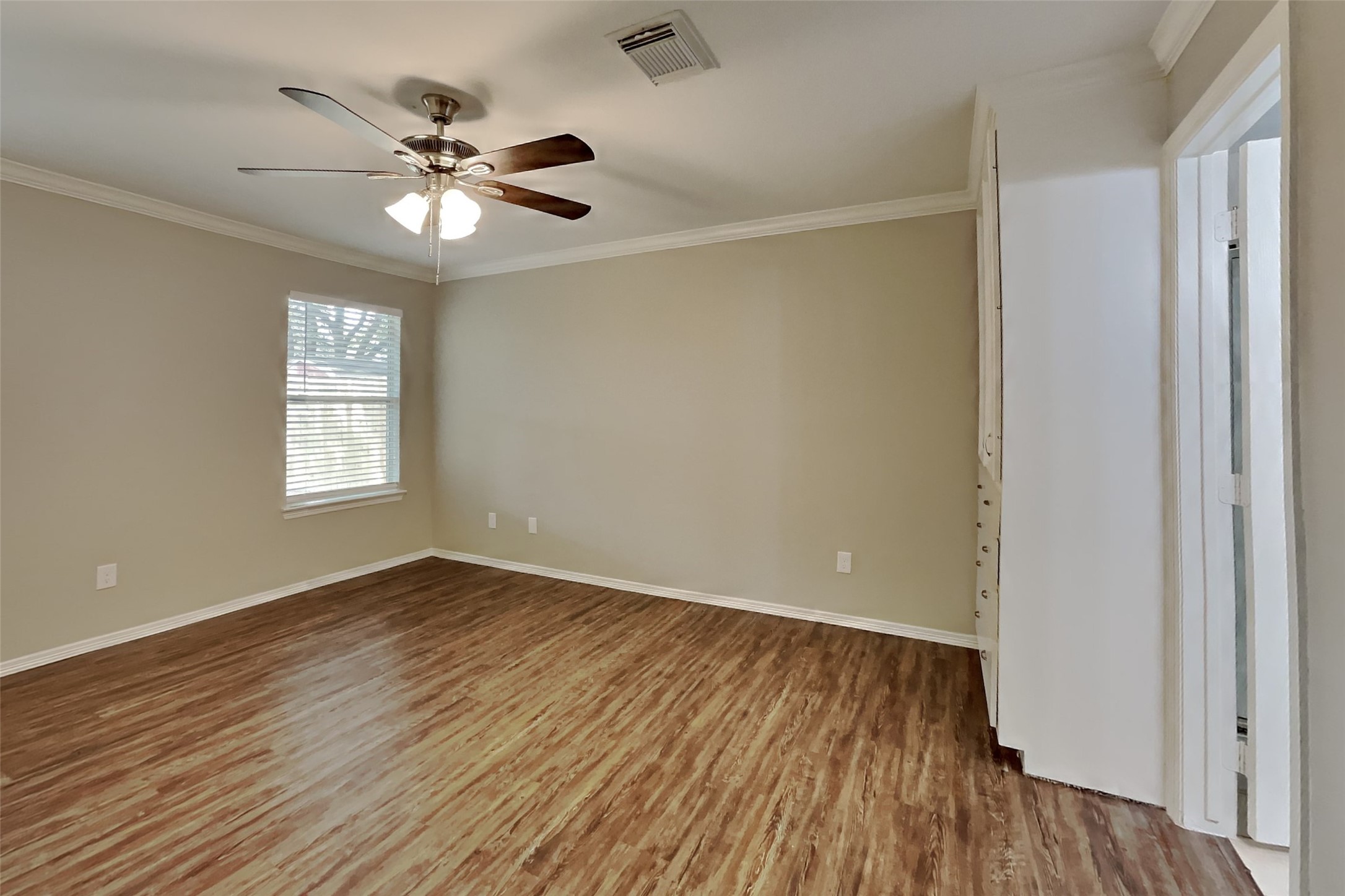 21027 Terrace View Drive Property Photo 9