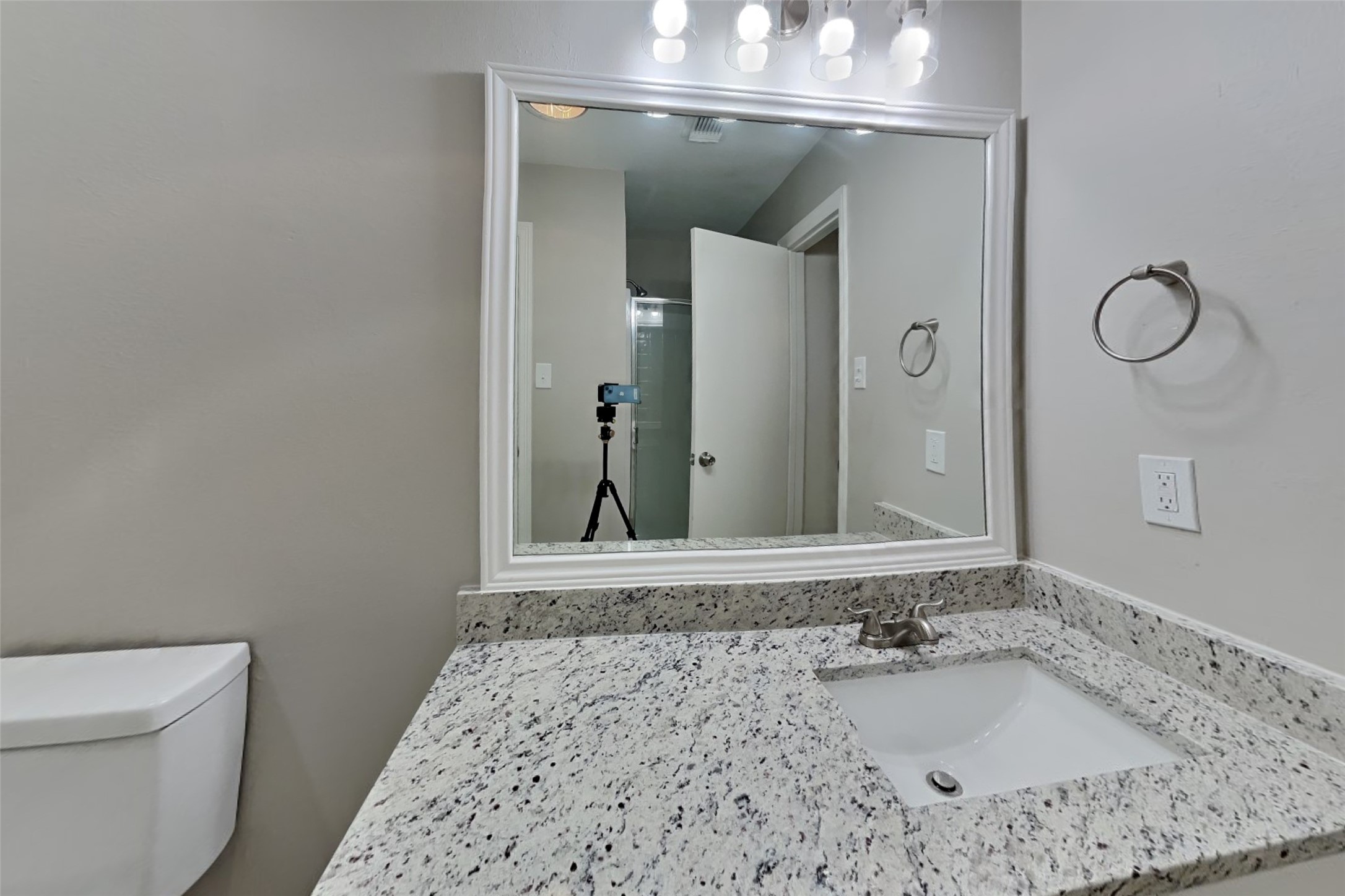 21027 Terrace View Drive Property Photo 11