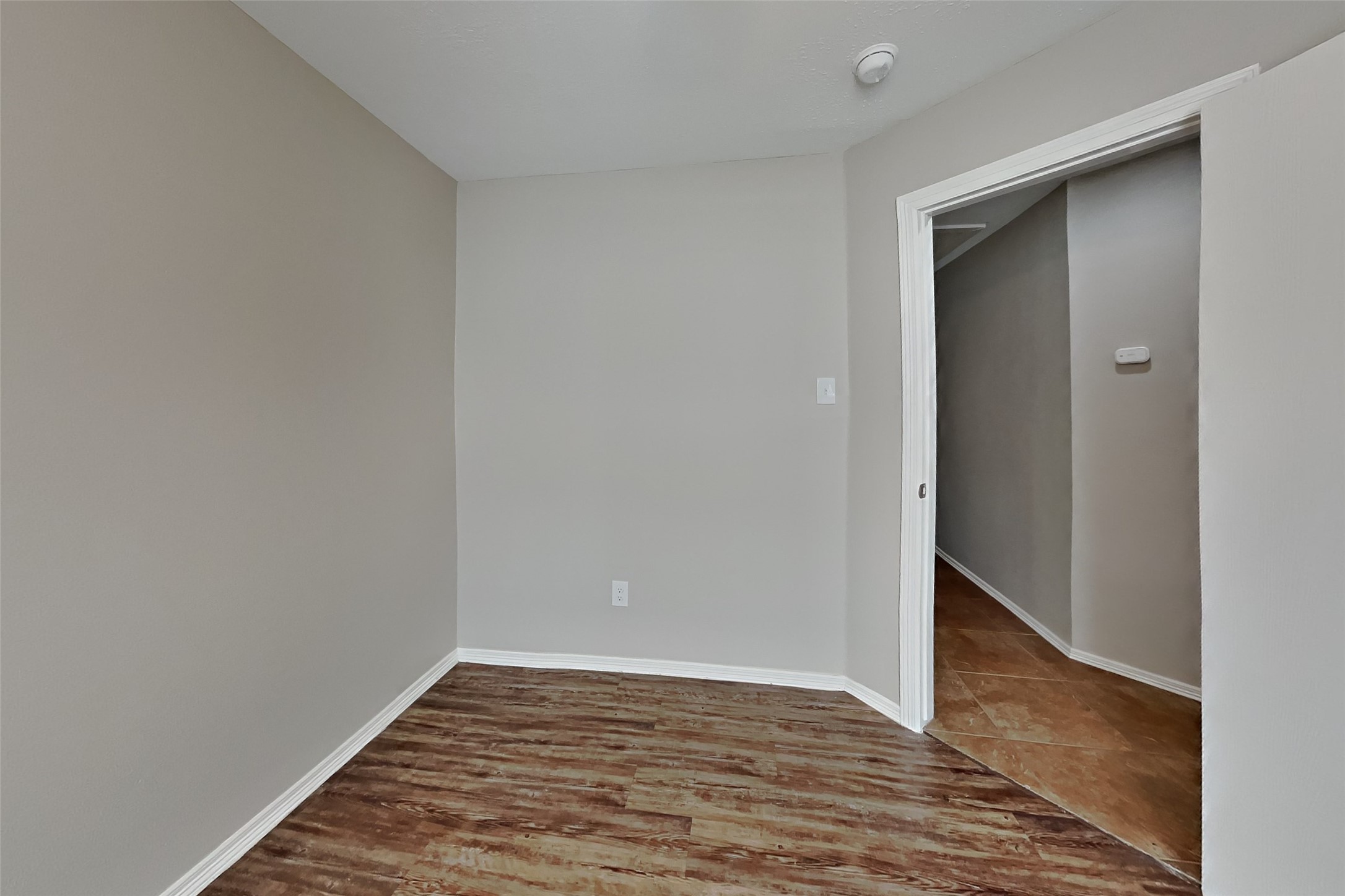21027 Terrace View Drive Property Photo 12