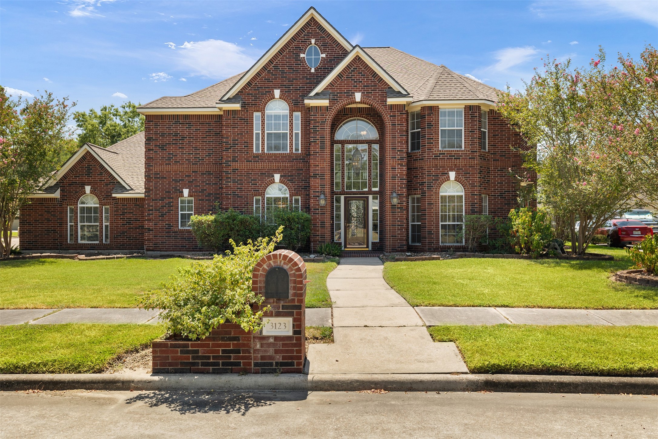 3123 Wilshire Lane Property Photo 2