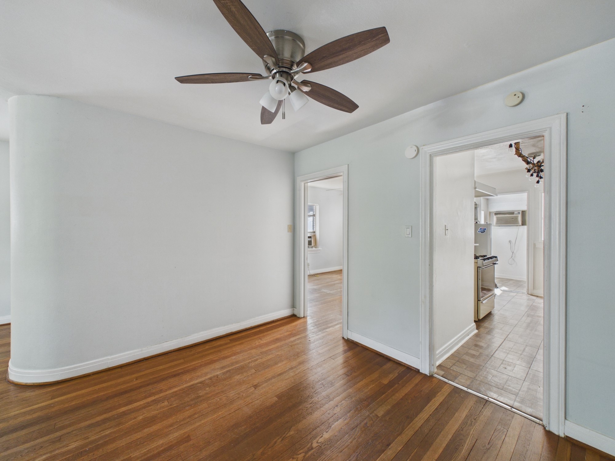 1823 W Main Street 3 Property Photo 8