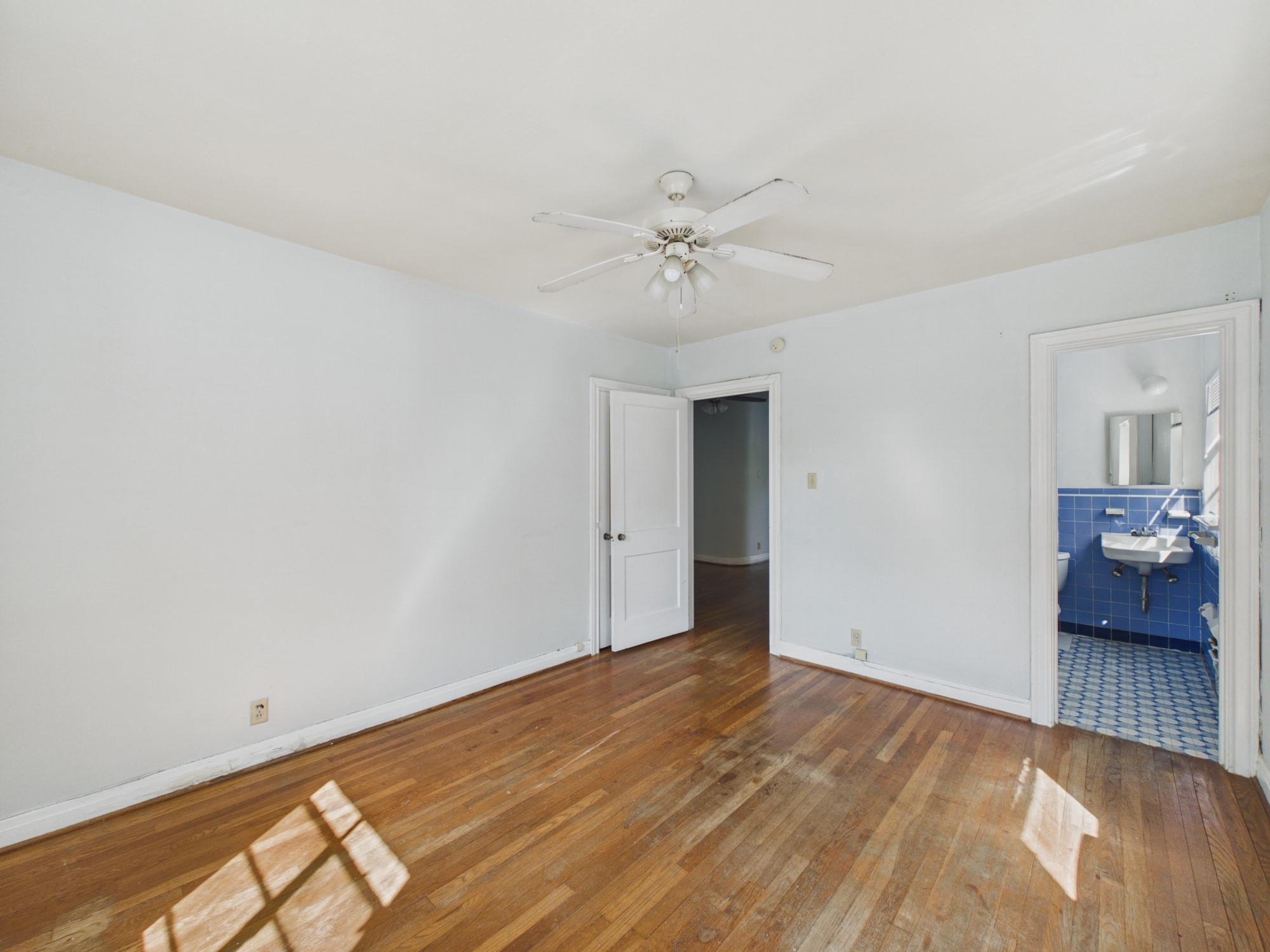 1823 W Main Street 3 Property Photo 12