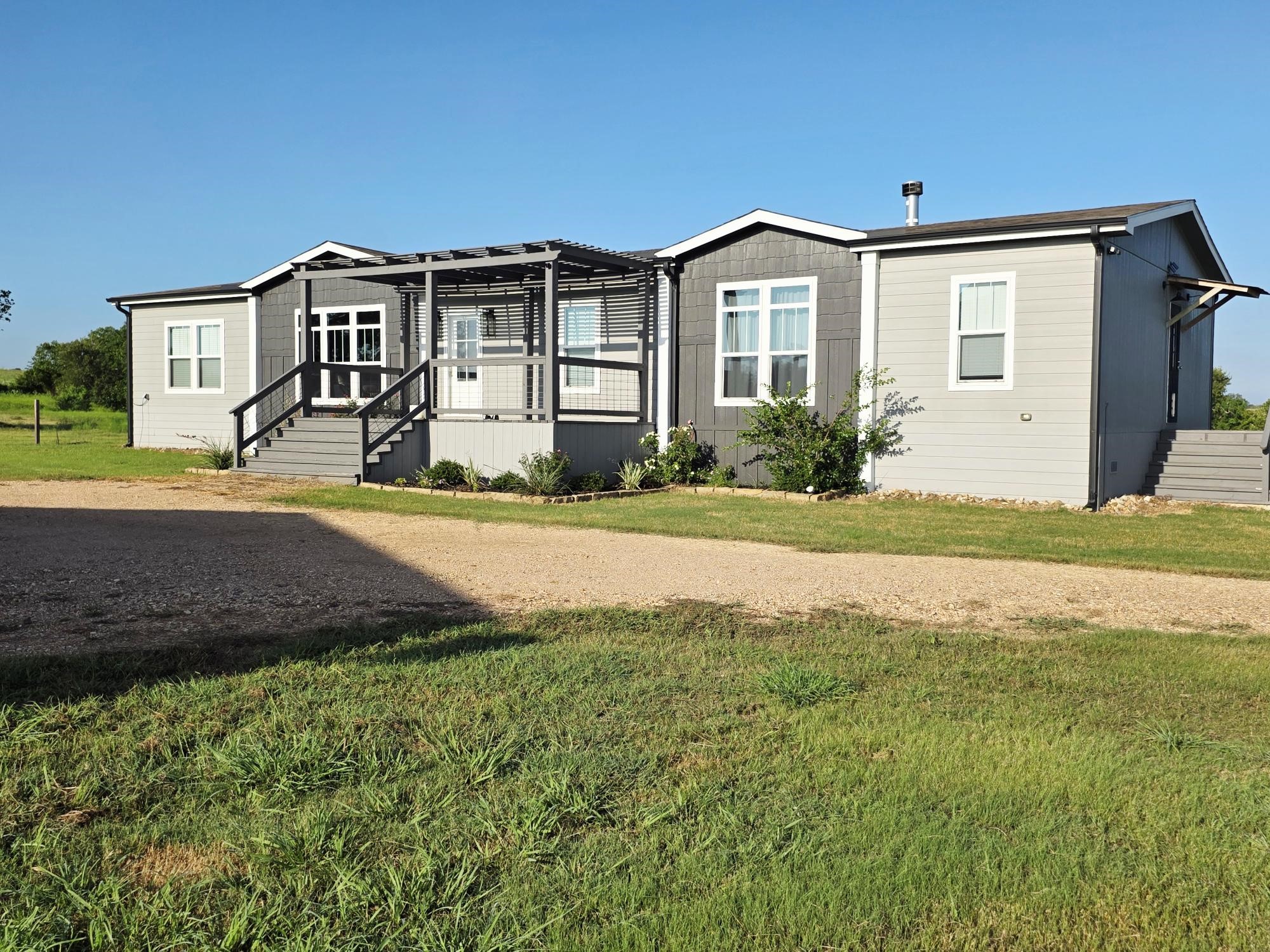 8176 Kramer Road Property Photo 1