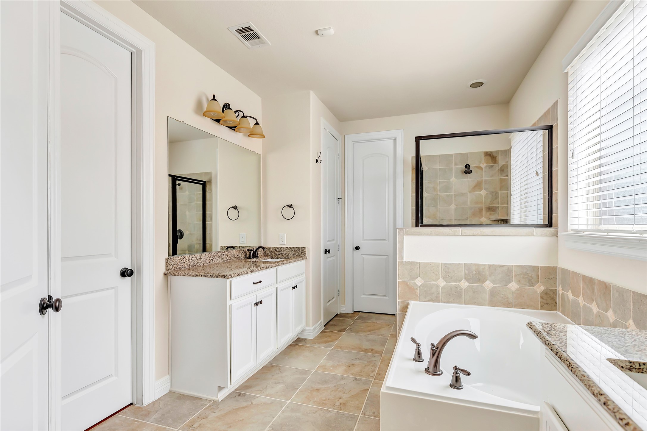 13006 Freemont Peak Lane Property Photo 23