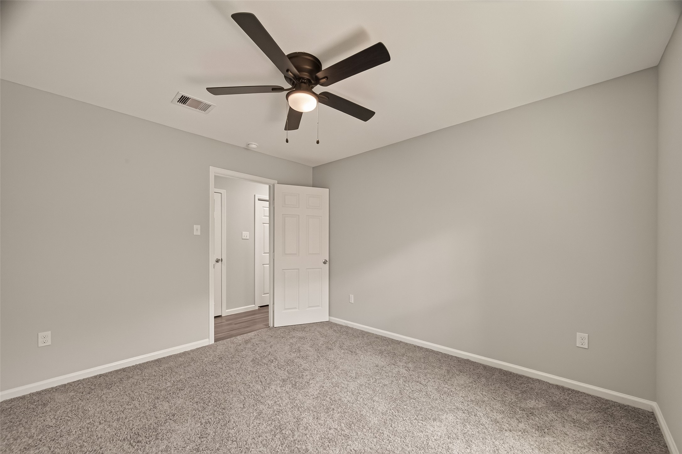 7412 S Hall Street Property Photo 25