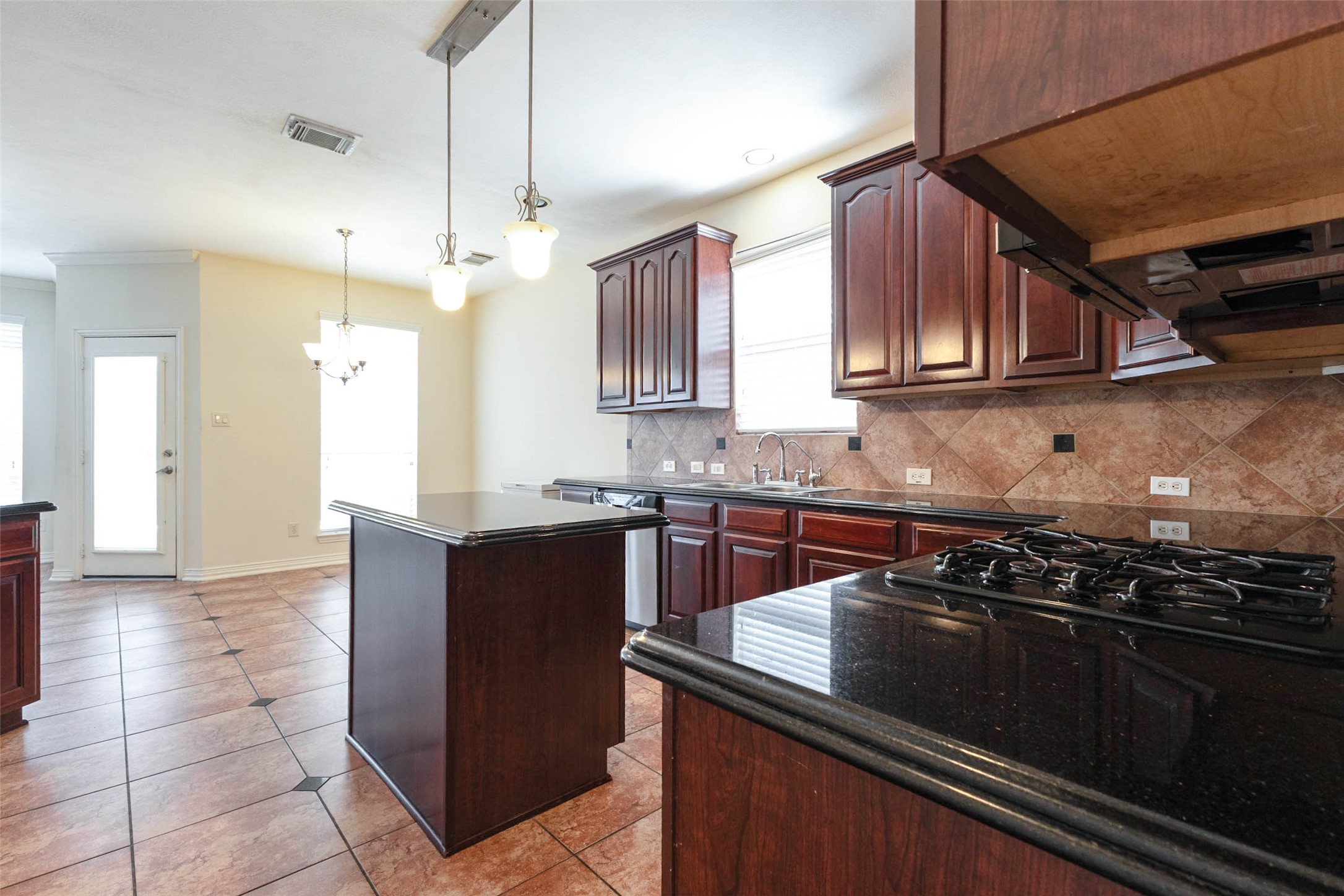 4023 Portofino Court Property Photo 6