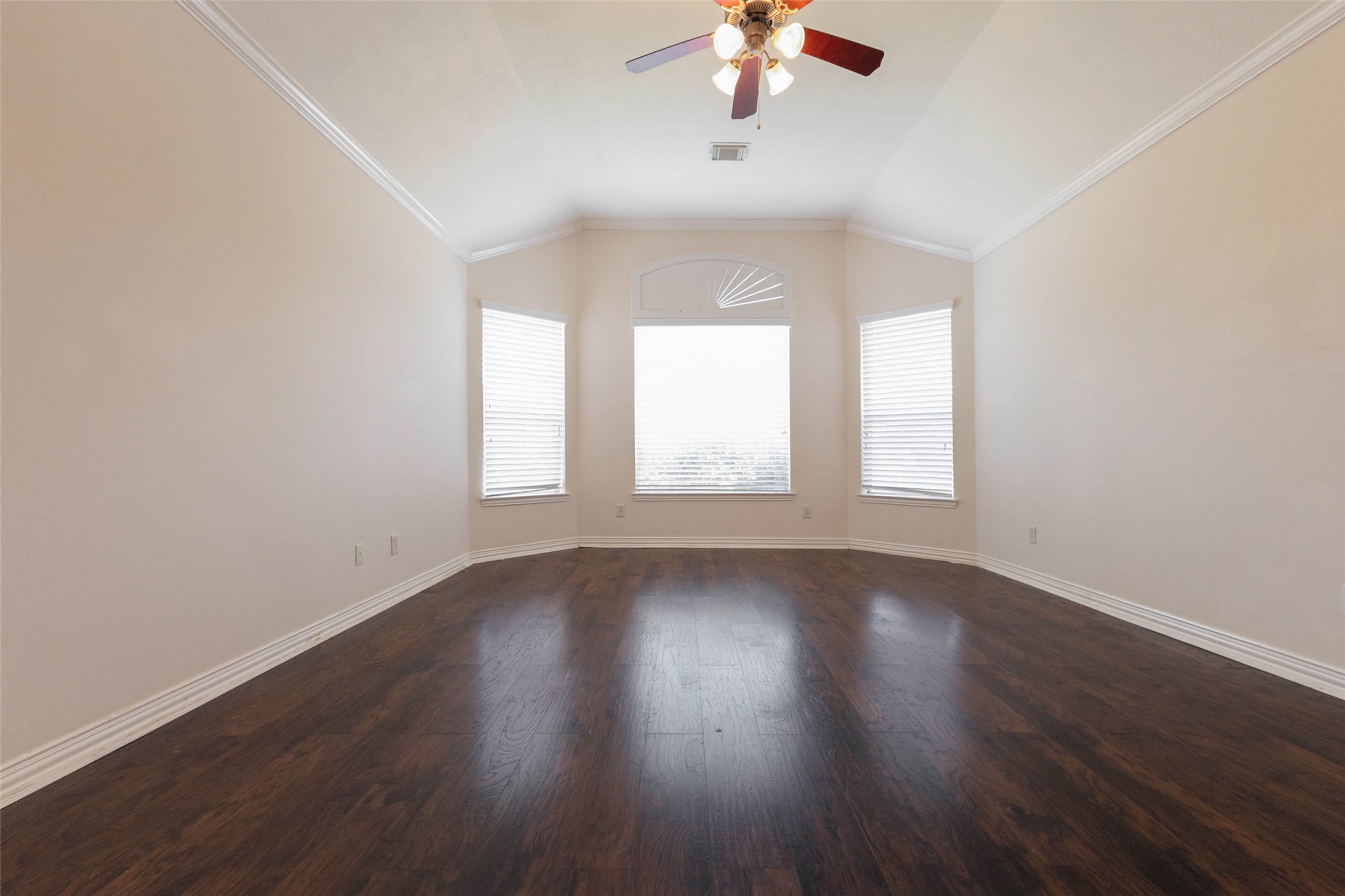 4023 Portofino Court Property Photo 14