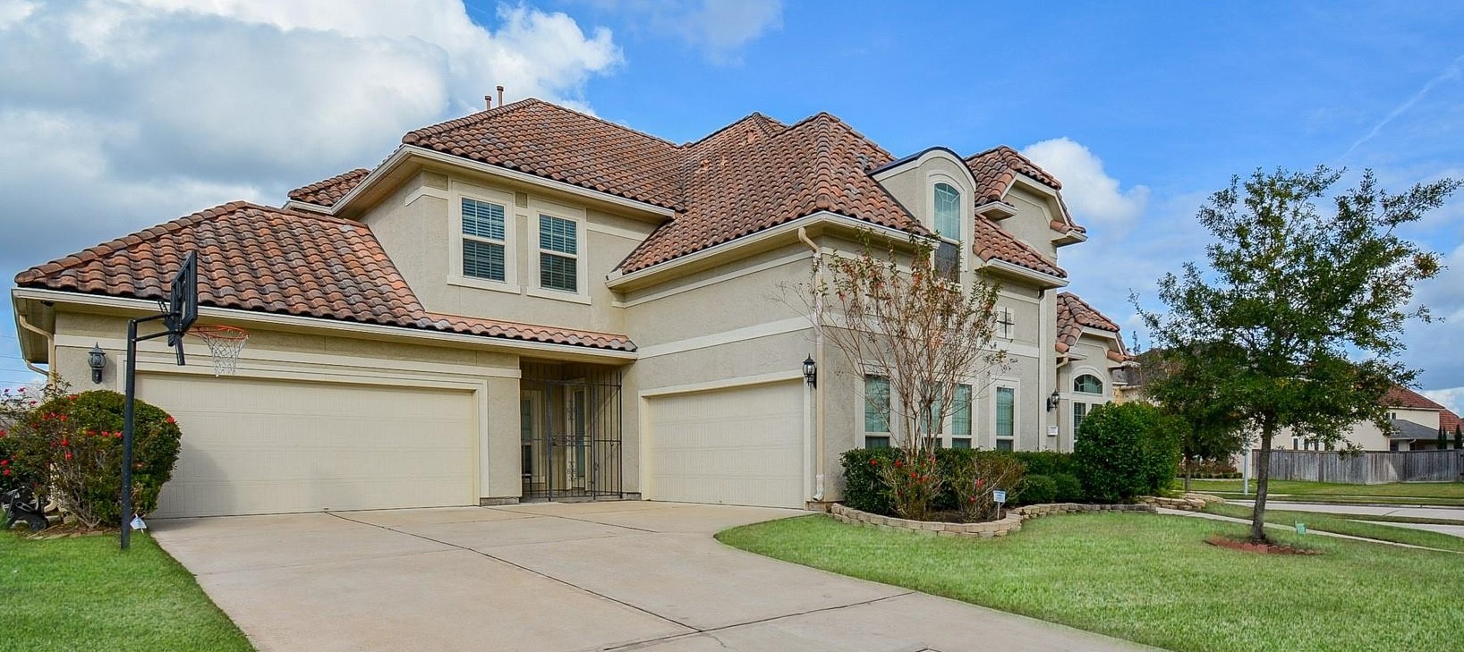 6302 Kennedy Hills Court Property Photo 2