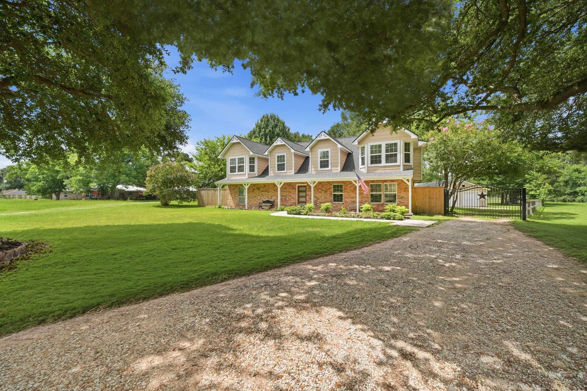 17123 Crooked Oak Drive Property Photo 4