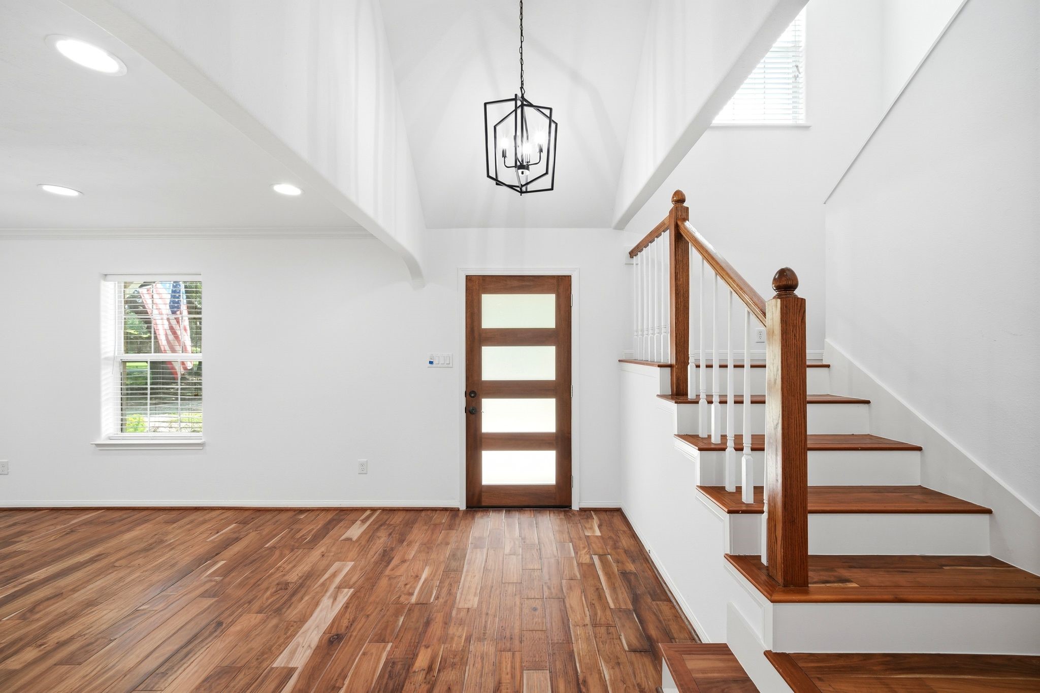 17123 Crooked Oak Drive Property Photo 6