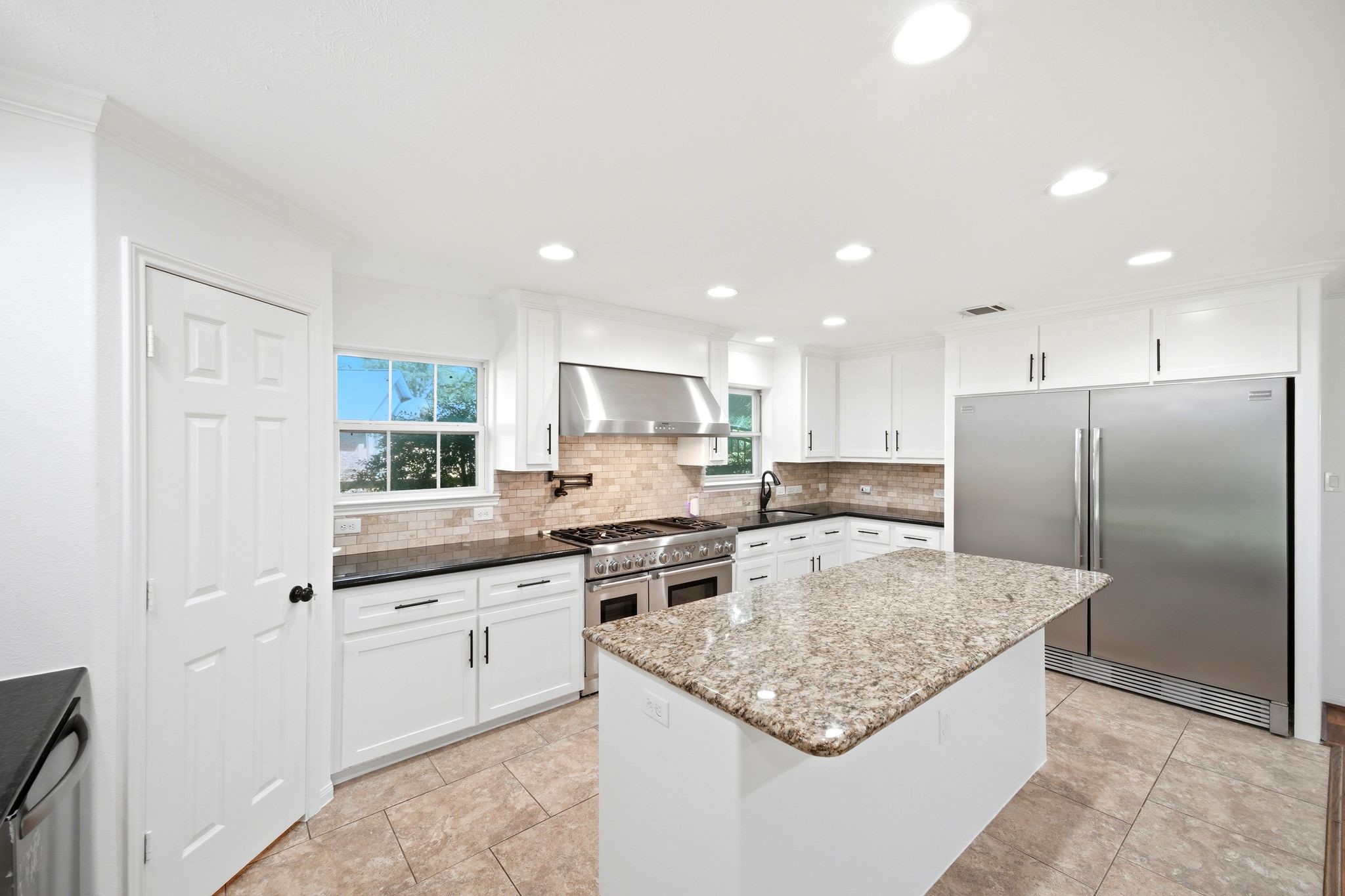 17123 Crooked Oak Drive Property Photo 19