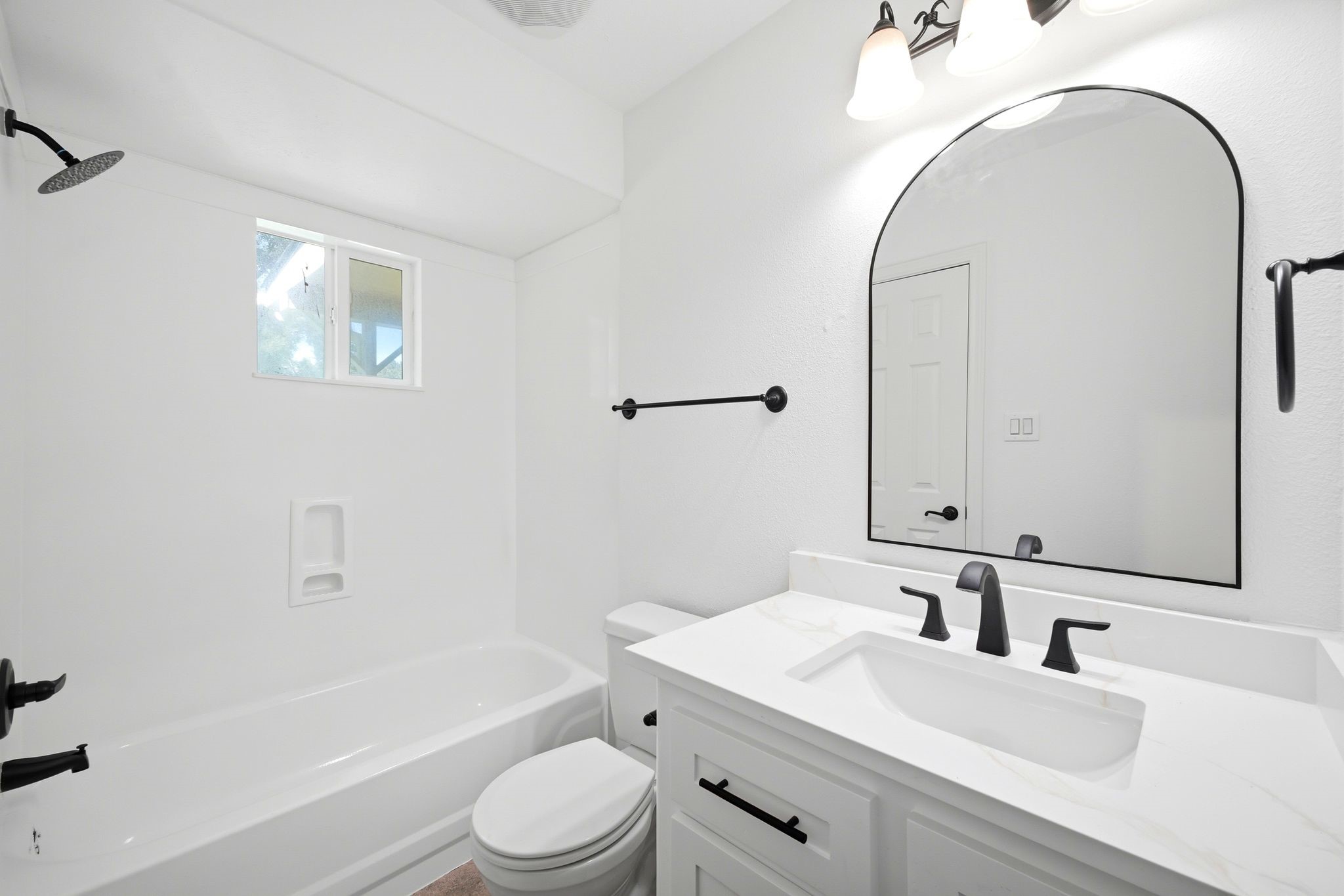 17123 Crooked Oak Drive Property Photo 23