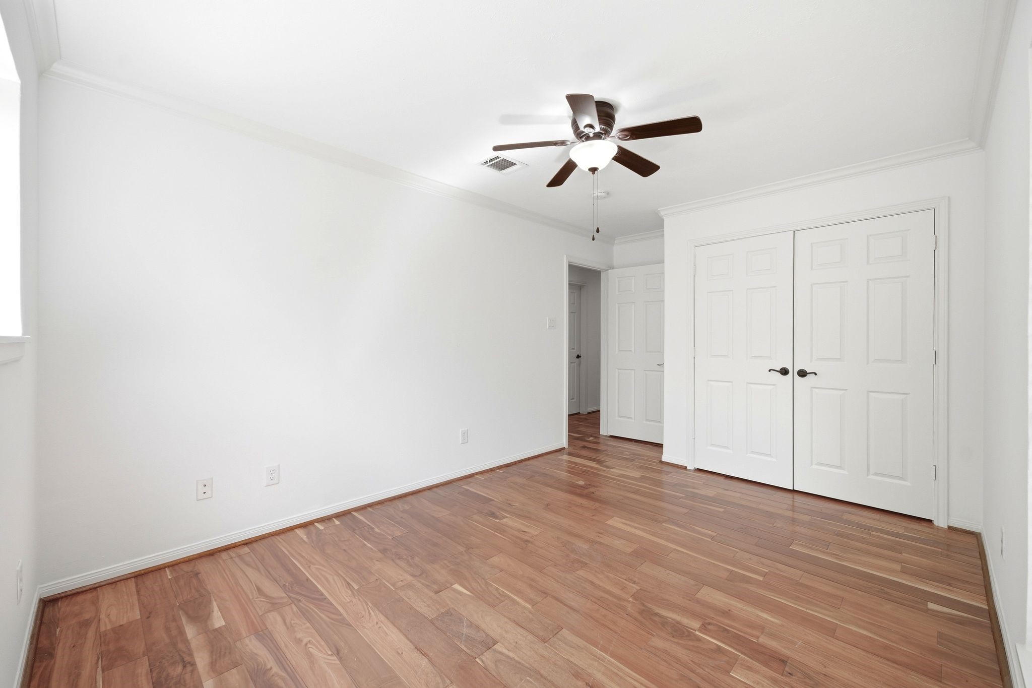 17123 Crooked Oak Drive Property Photo 28