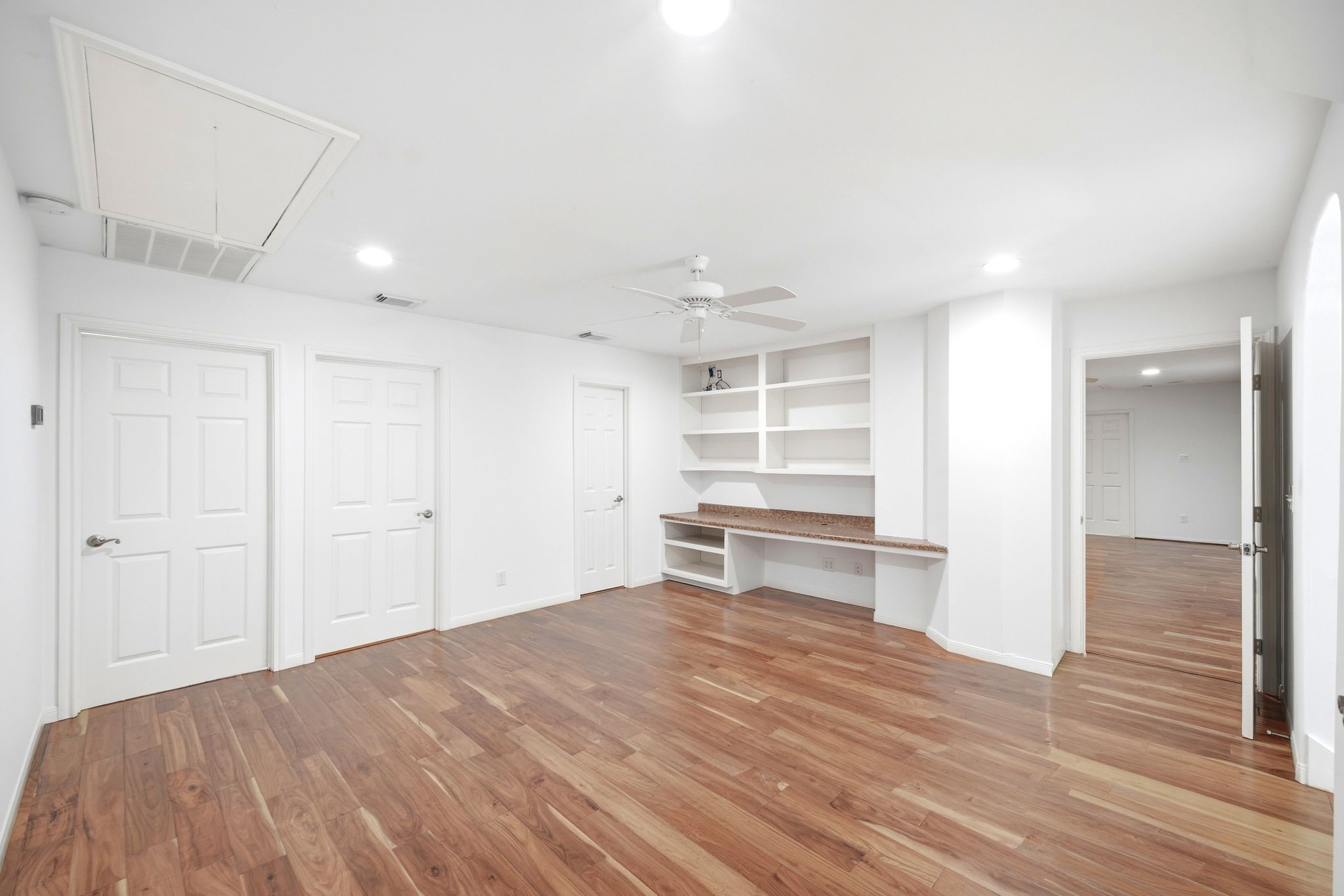 17123 Crooked Oak Drive Property Photo 33