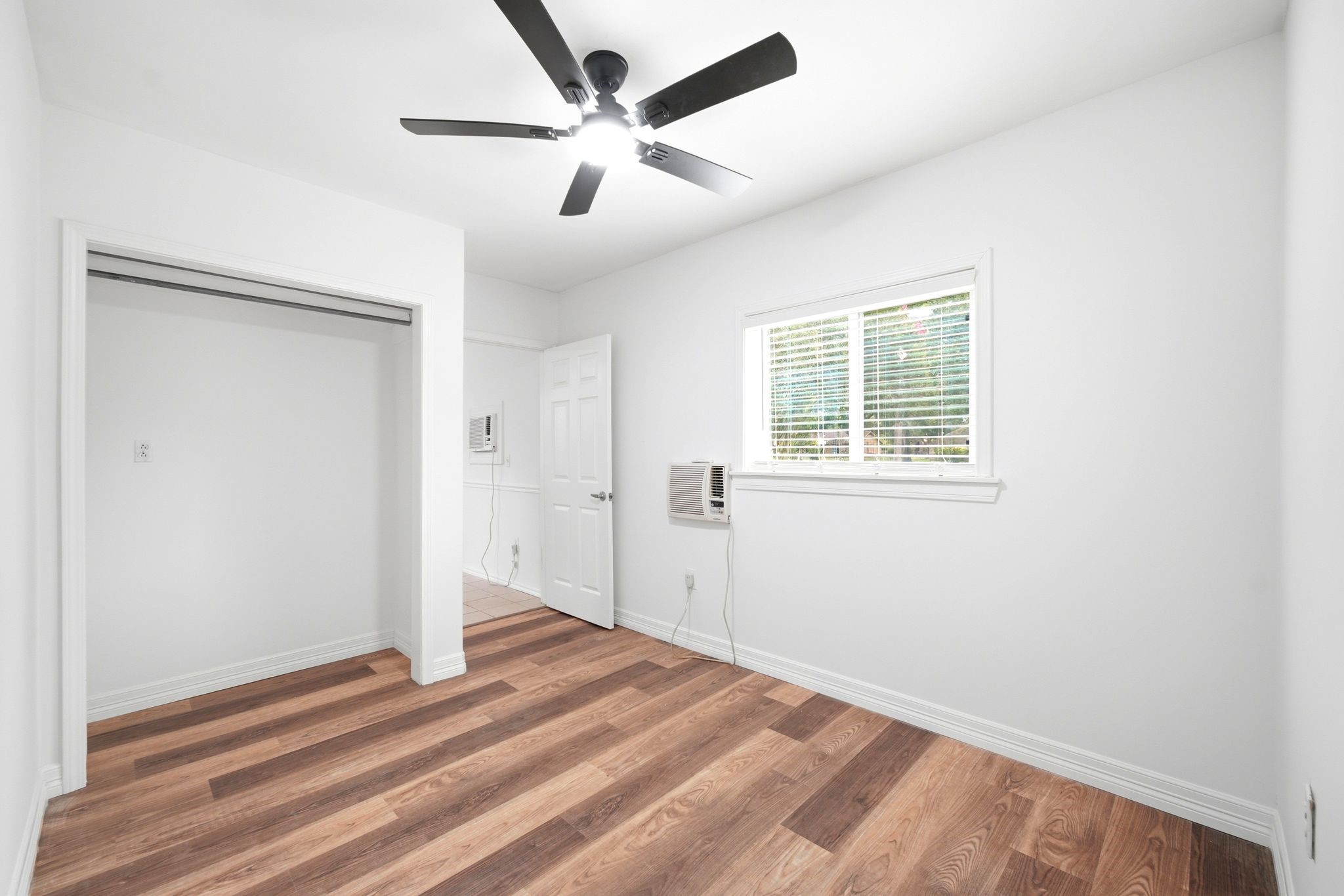 17123 Crooked Oak Drive Property Photo 39