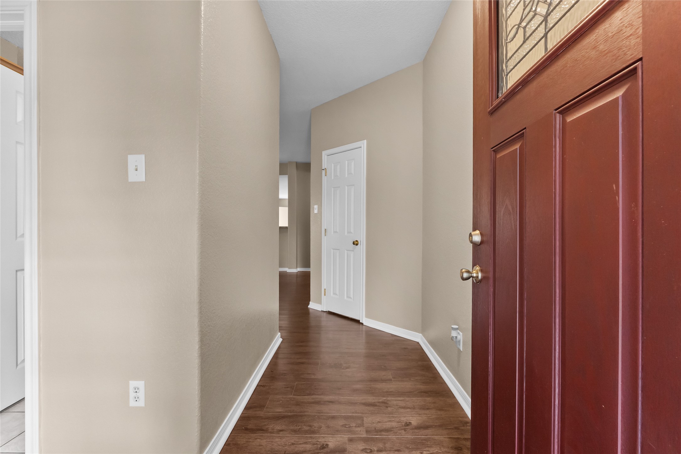 111 Jamestown Avenue Property Photo 3