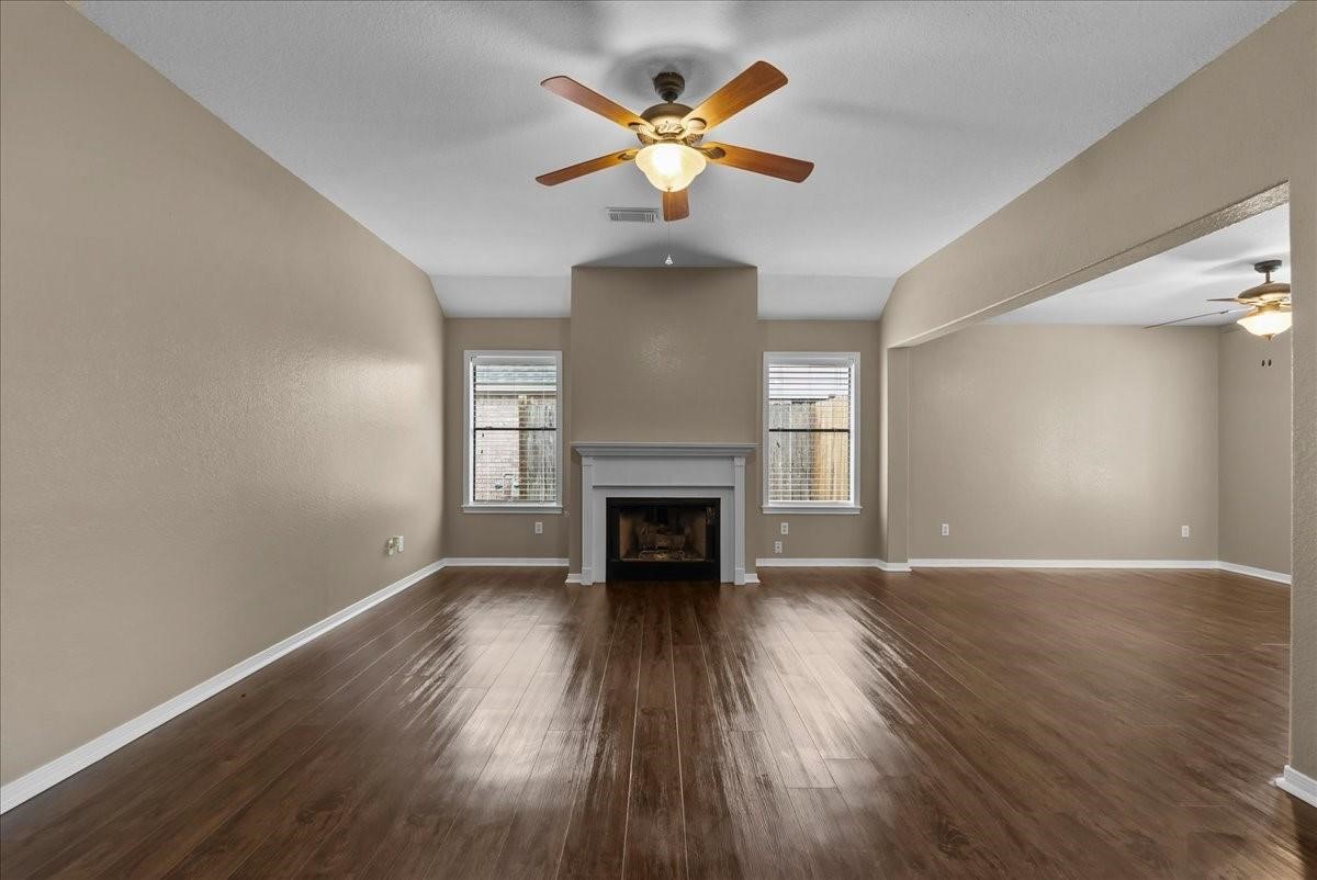 111 Jamestown Avenue Property Photo 5