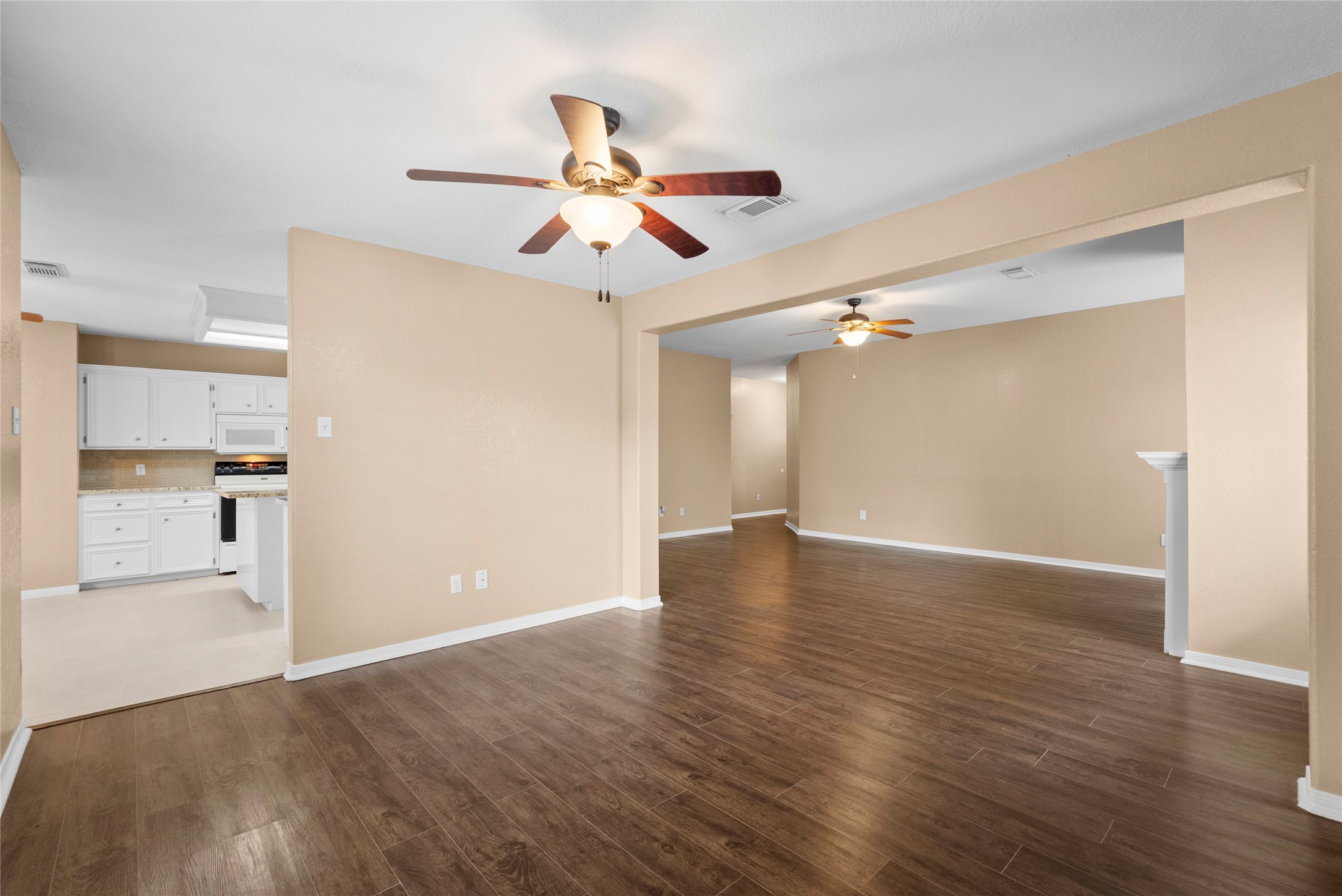 111 Jamestown Avenue Property Photo 10