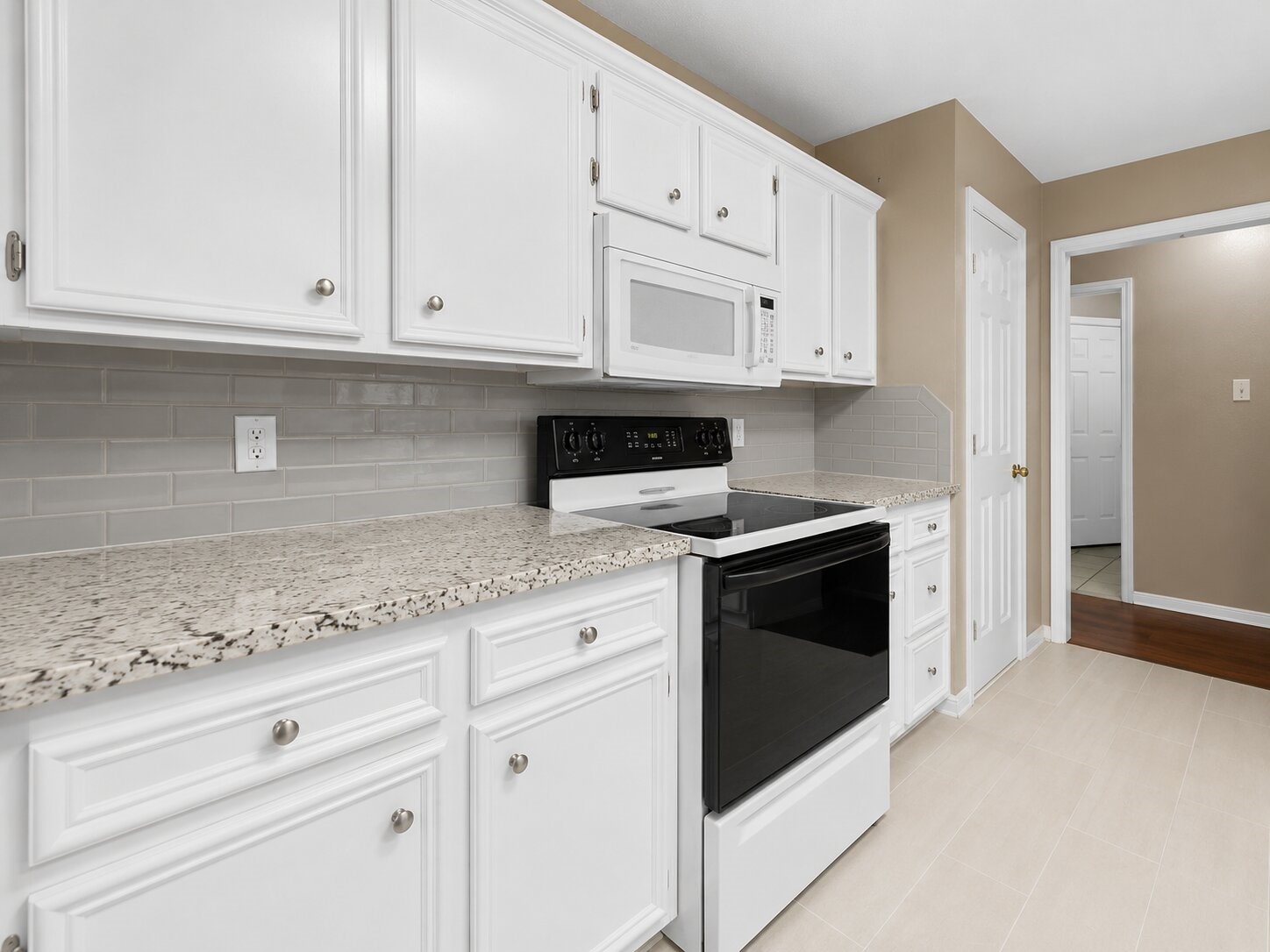 111 Jamestown Avenue Property Photo 16