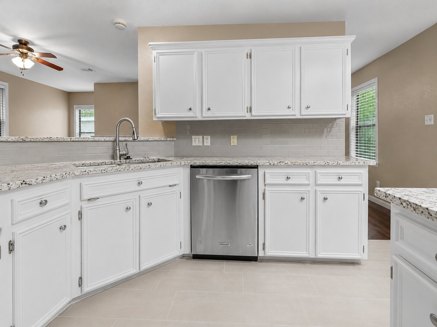 111 Jamestown Avenue Property Photo 17