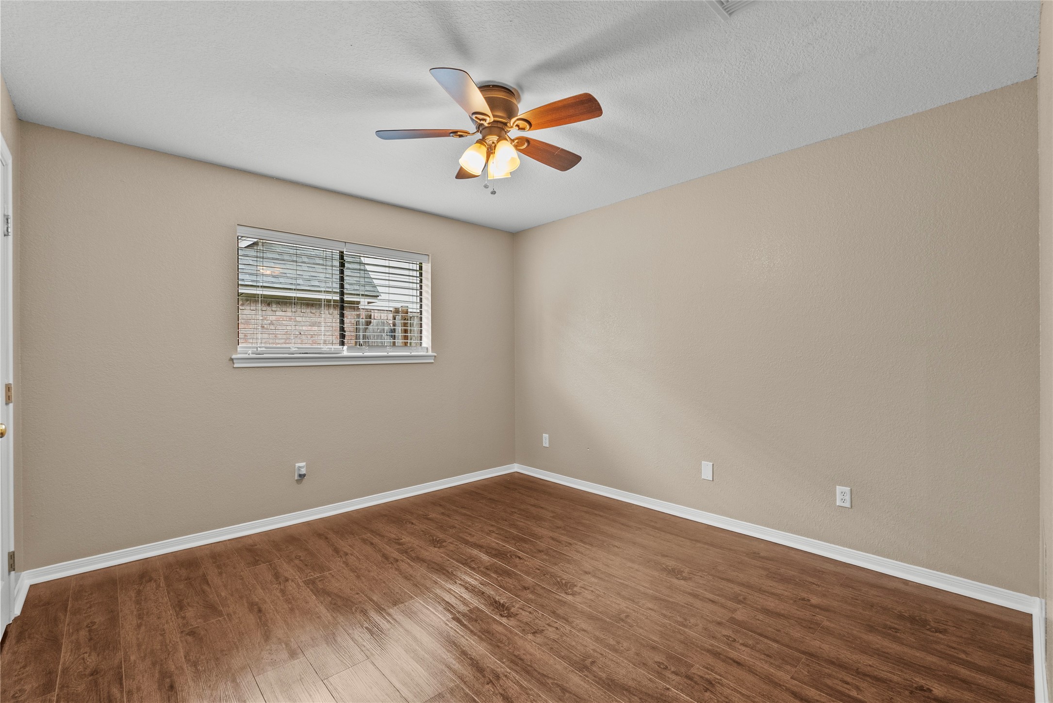 111 Jamestown Avenue Property Photo 22