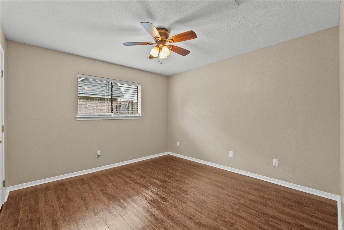111 Jamestown Avenue Property Photo 26
