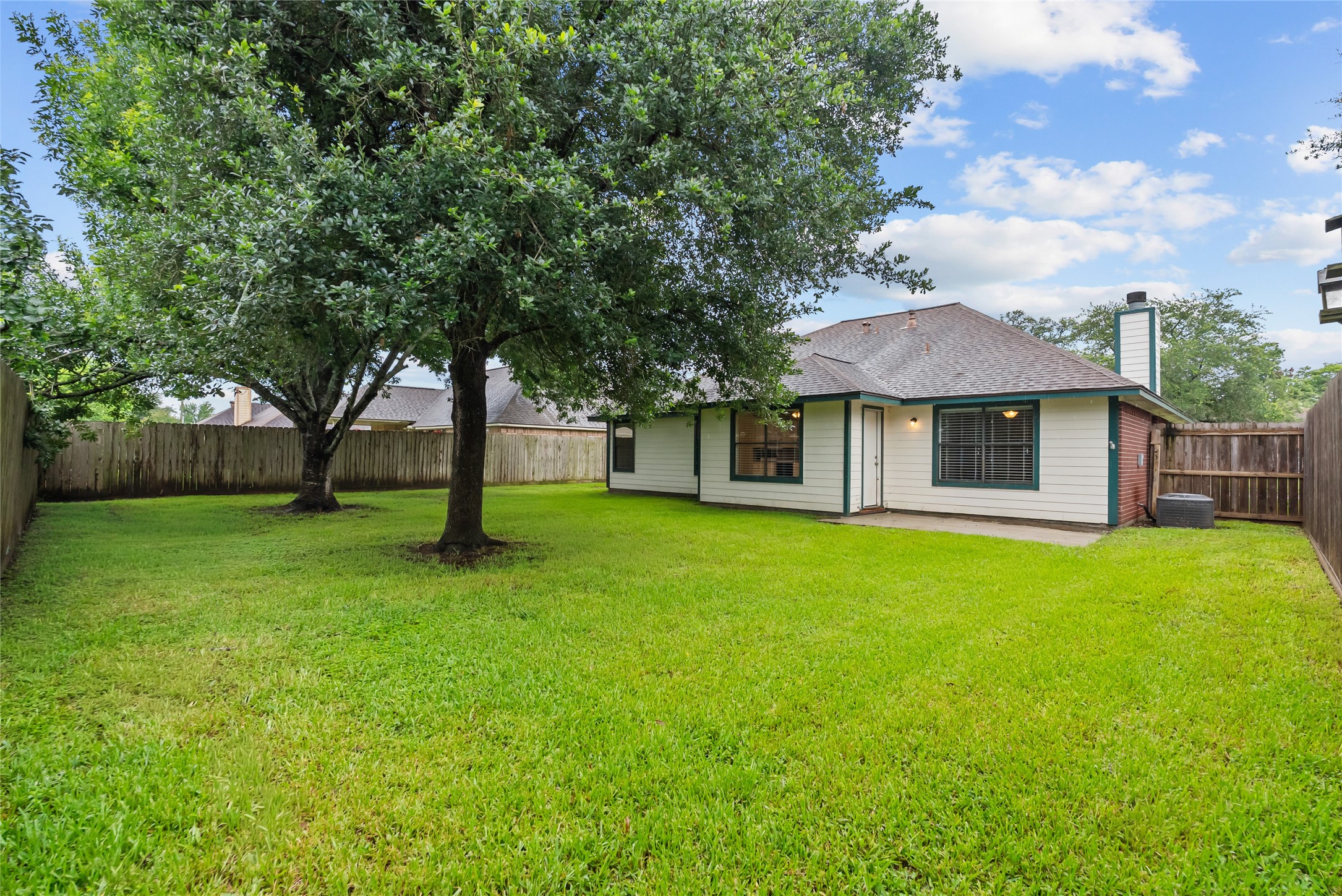 111 Jamestown Avenue Property Photo 34