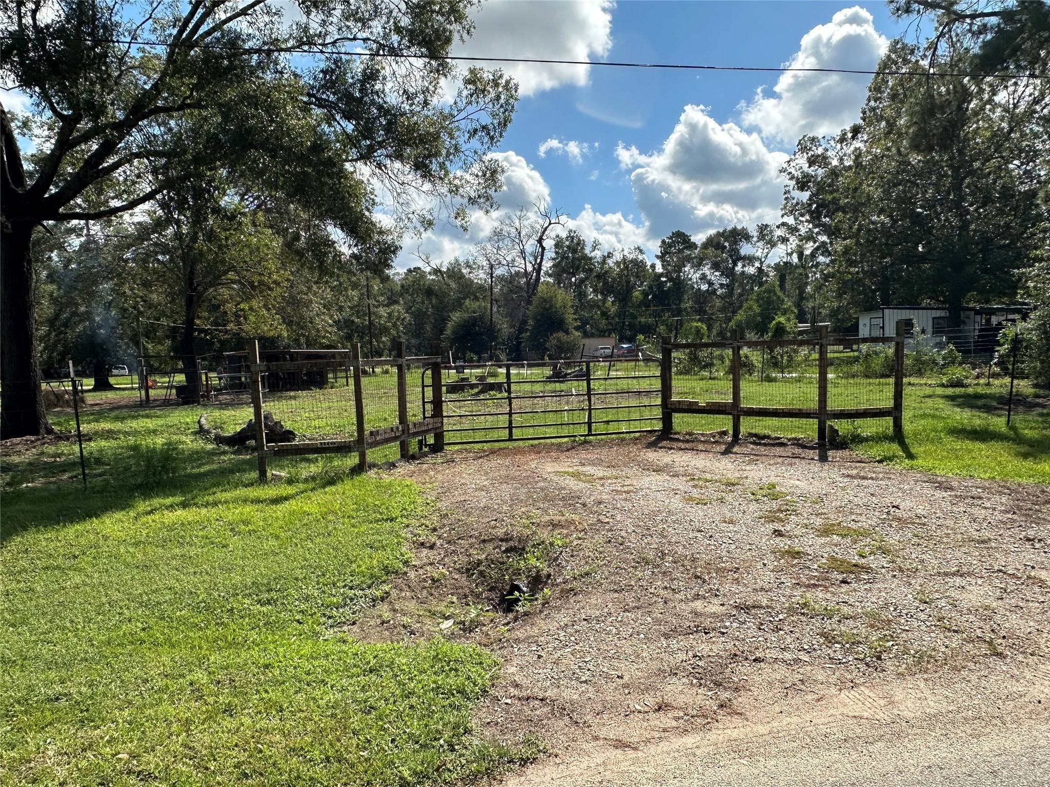 21105 Petty Walker Road Property Photo 3