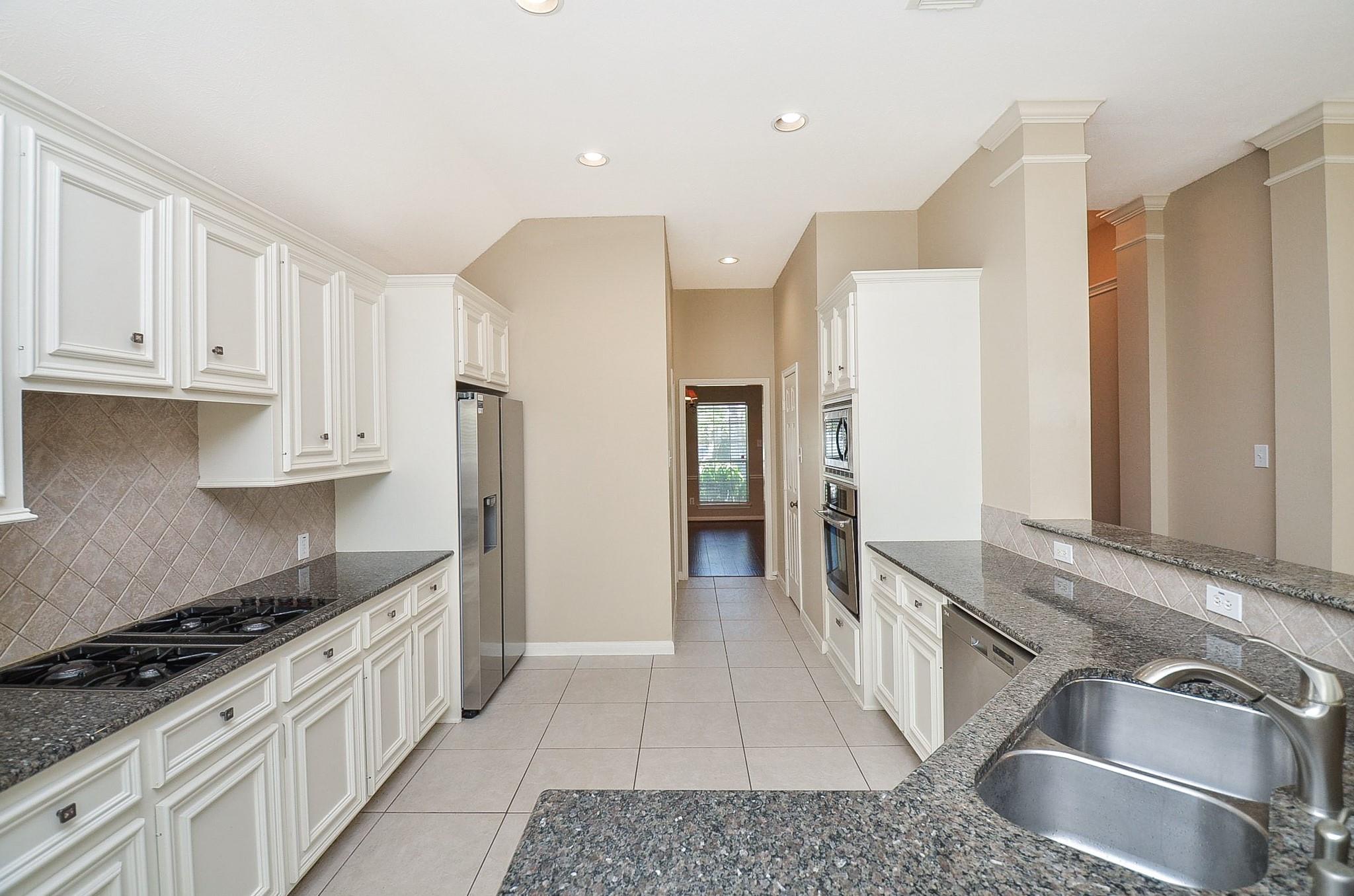 7310 Hickory Canyon Court, Humble Tx 77396 Property Photo 12