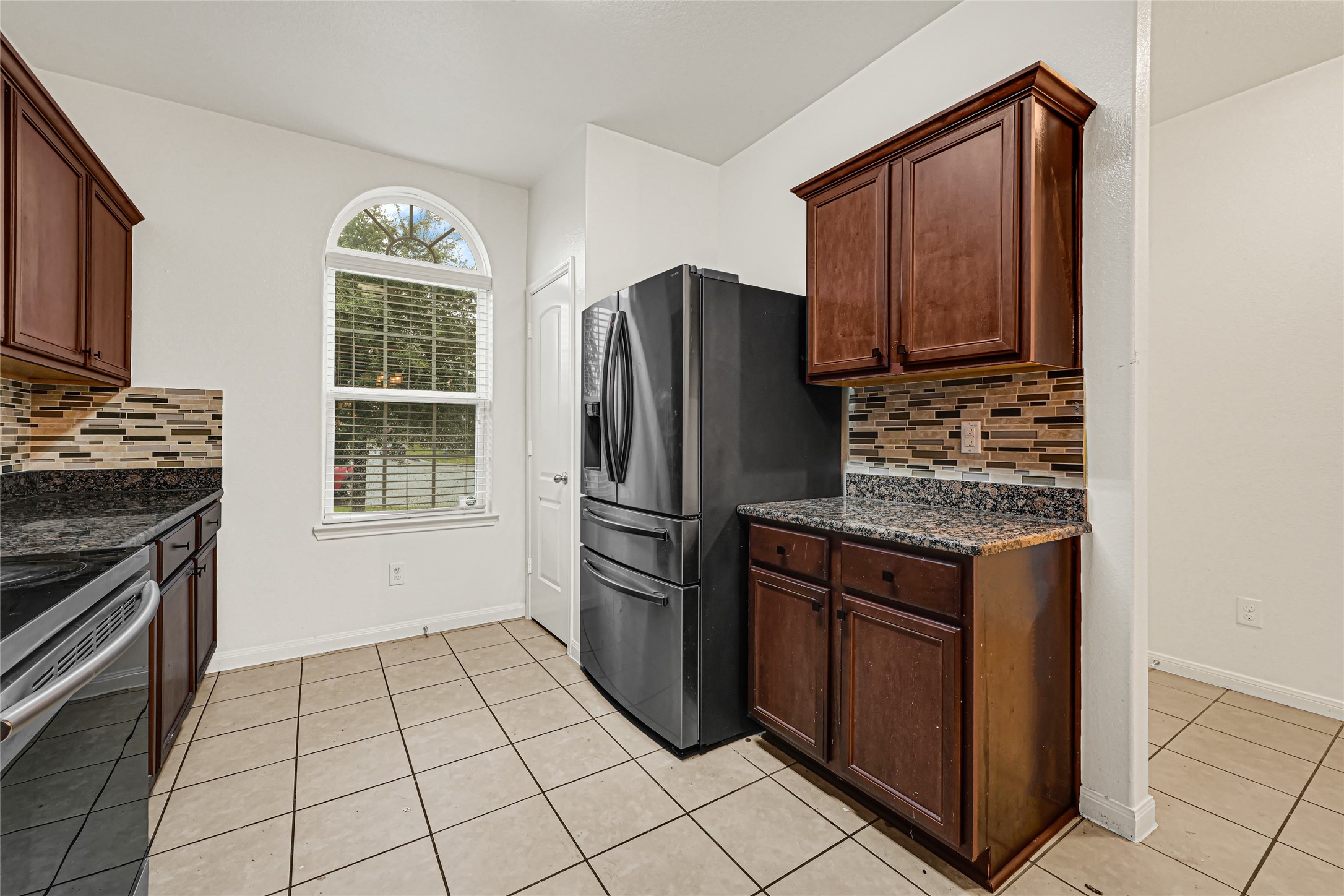 8843 Leclaire Meadow Drive Property Photo 8