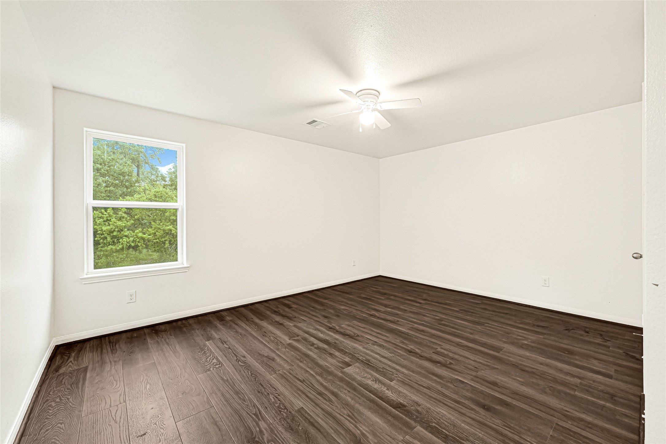8843 Leclaire Meadow Drive Property Photo 12