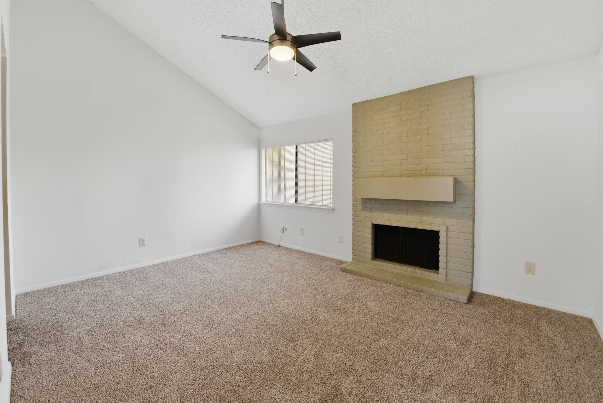 12027 Willow Trail Property Photo 11