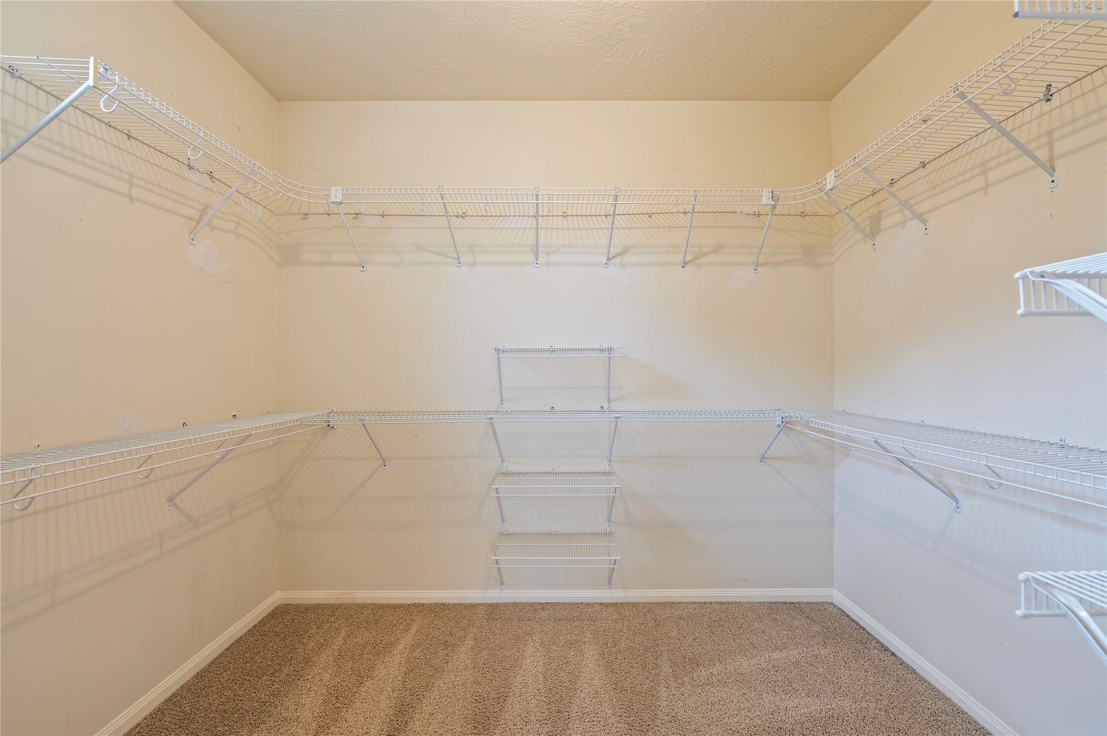 3124 Sand Shadow Drive Property Photo 24