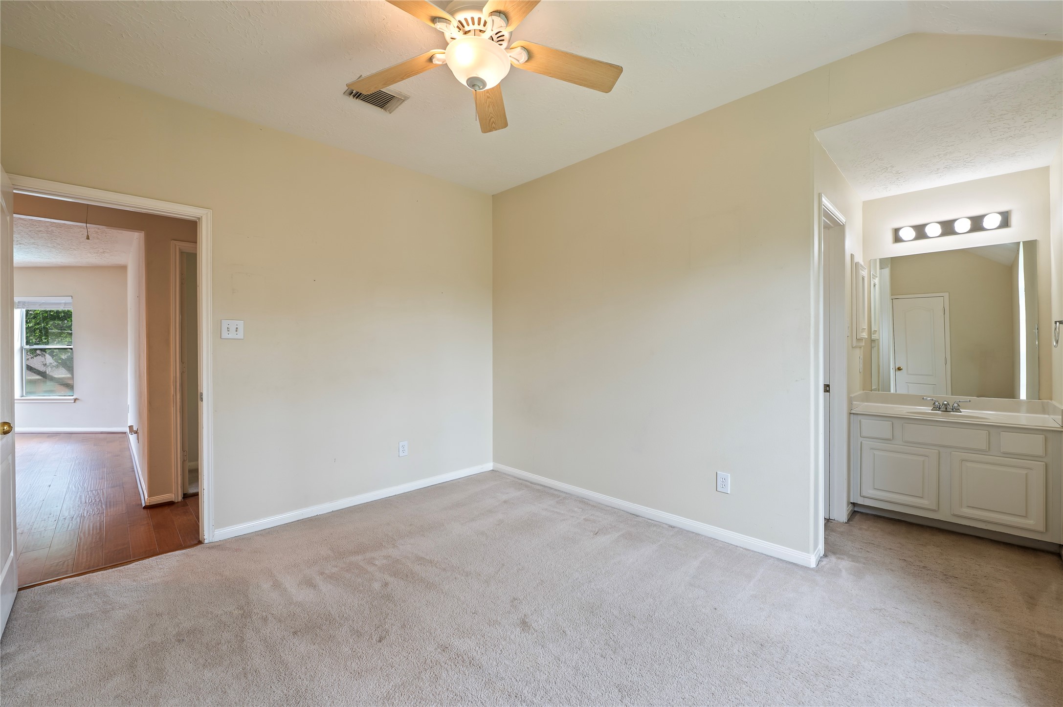 3124 Sand Shadow Drive Property Photo 29