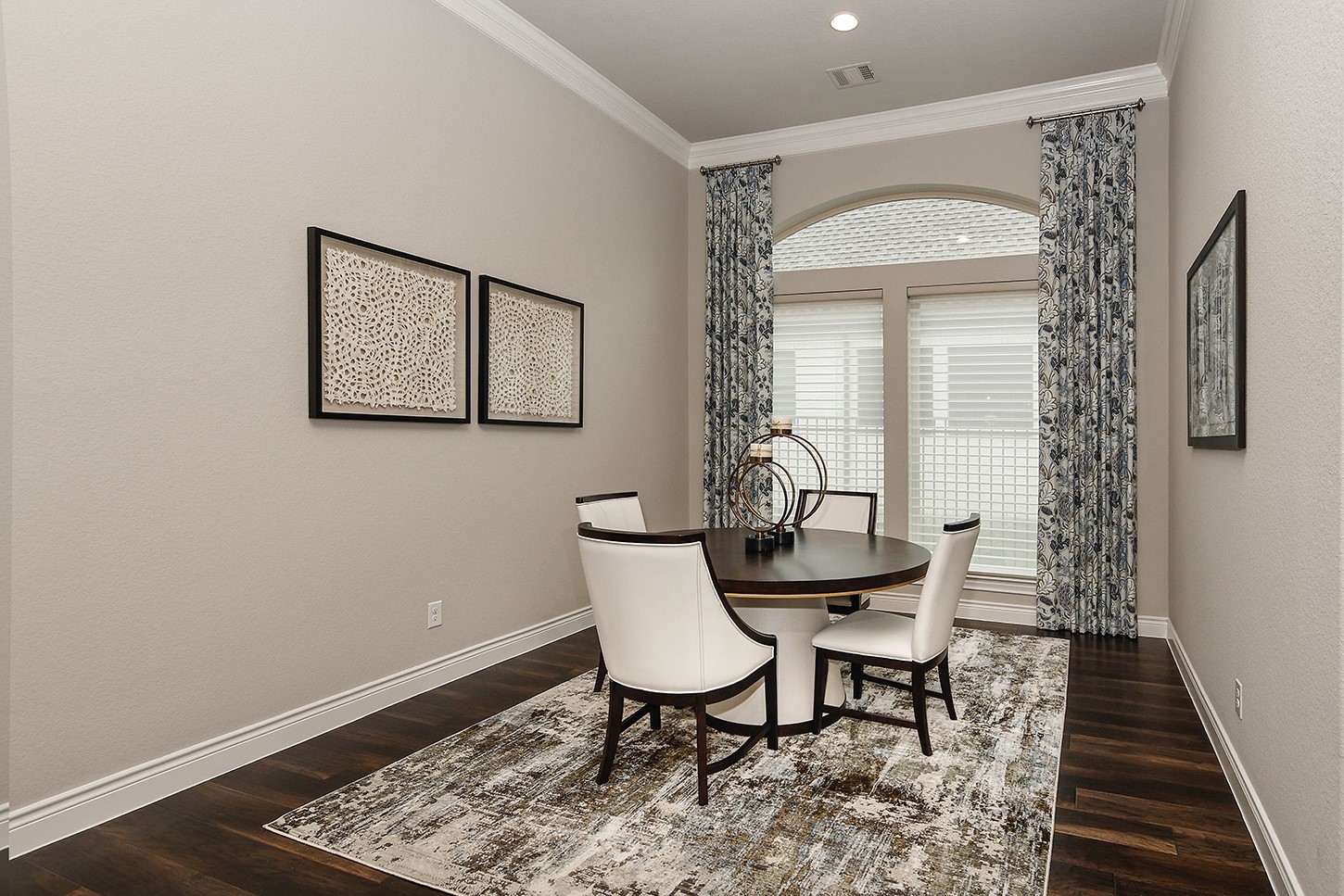 15310 Viviente Drive Property Photo 10