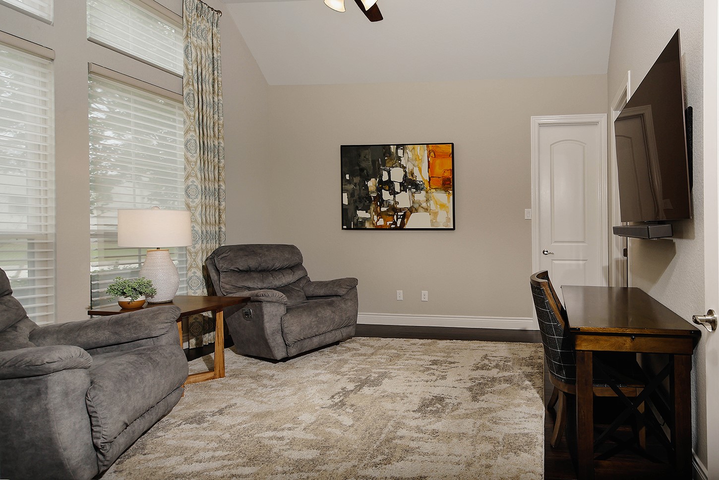 15310 Viviente Drive Property Photo 27