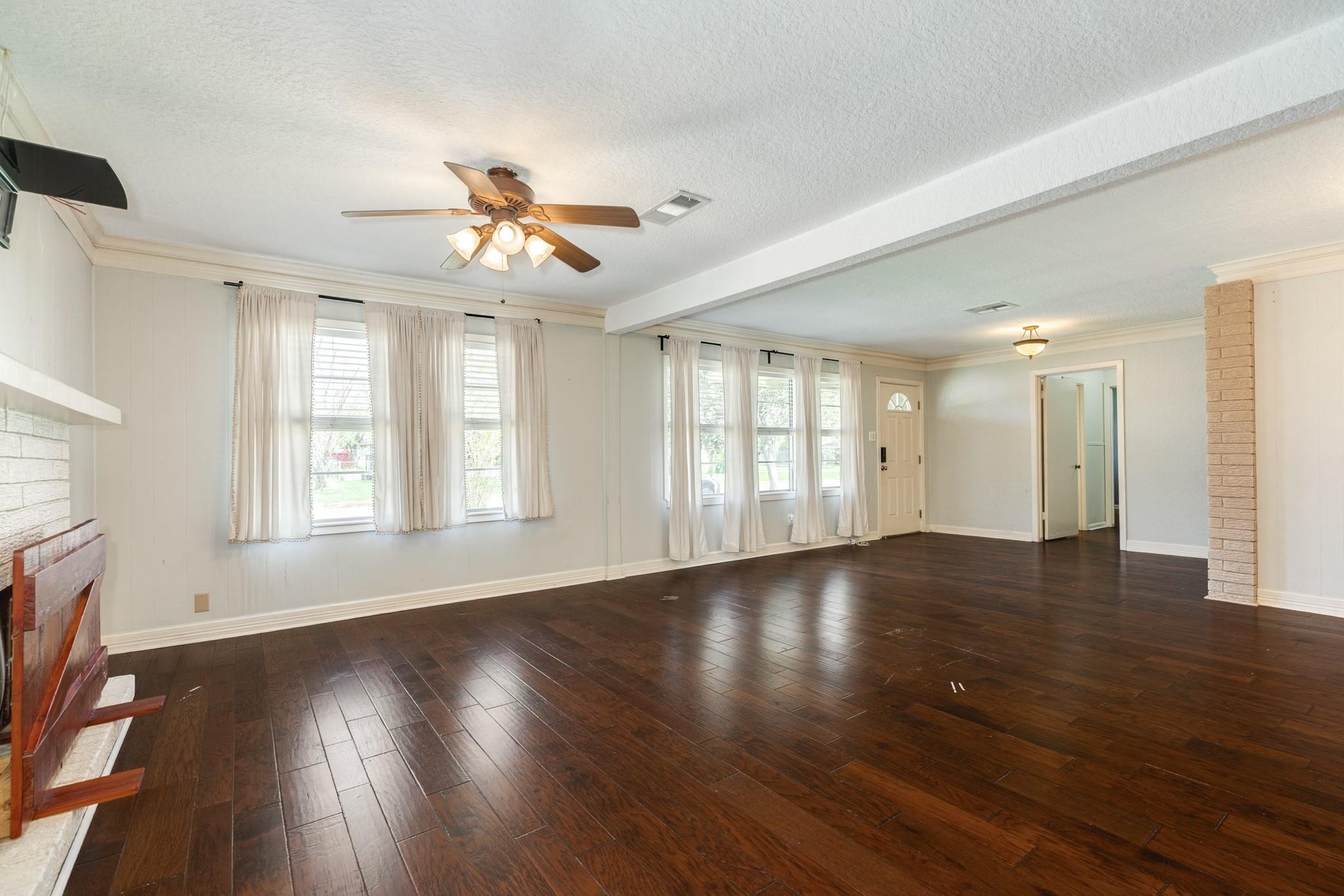 120 Palm Lane, Lake Jackson Tx 77566 Property Photo 8